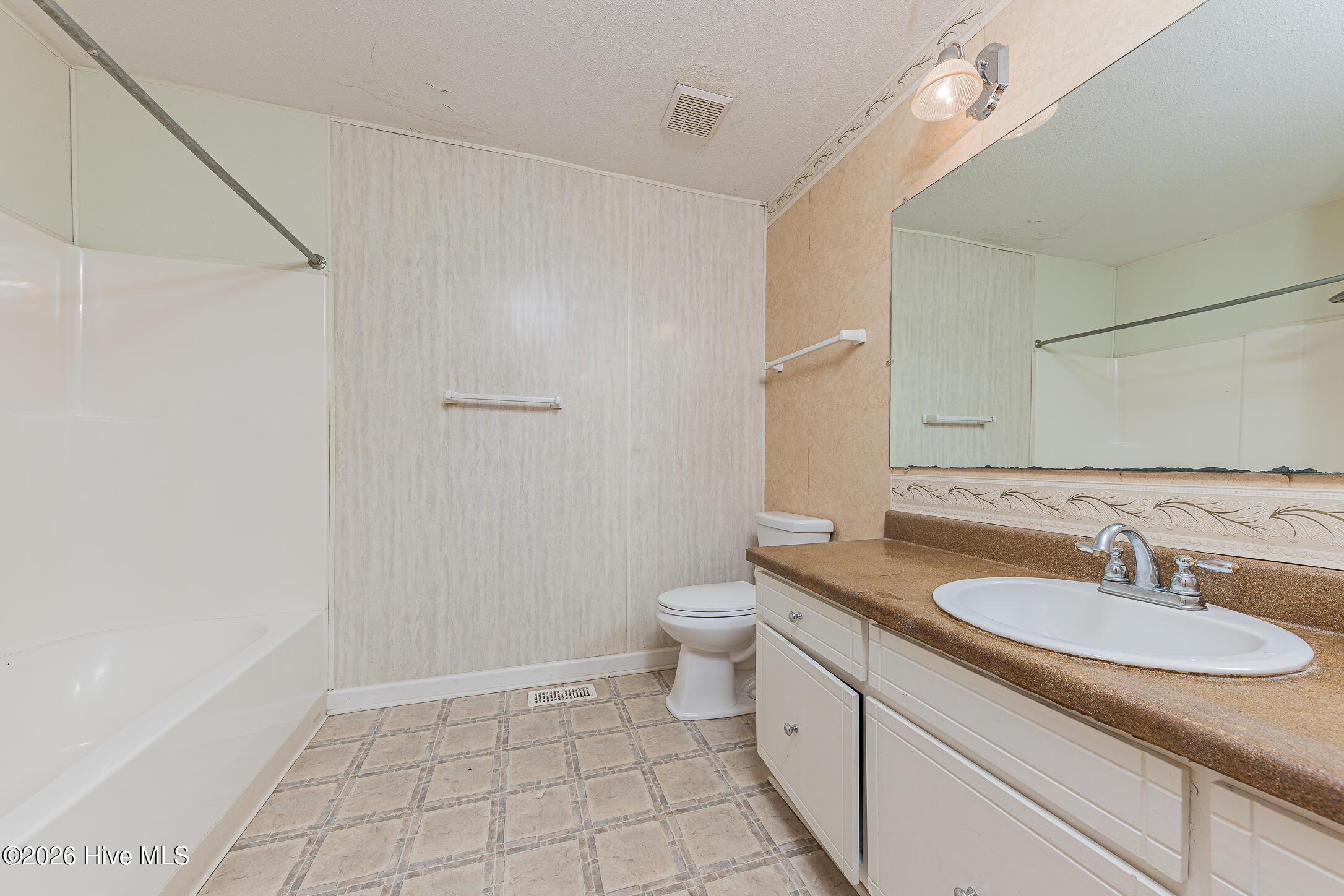 102 Lionel Avenue Property Photo 40