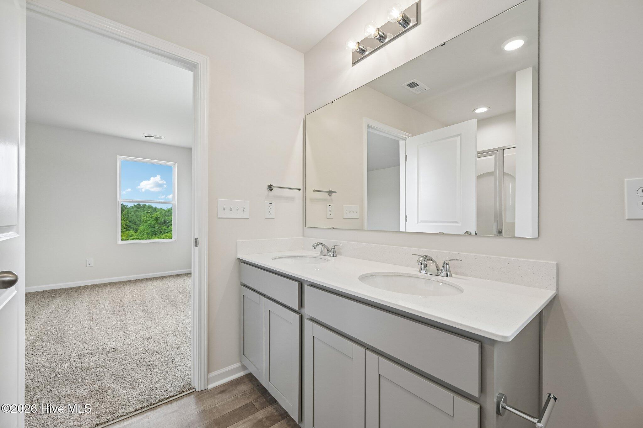 201 Hallwood Property Photo 40