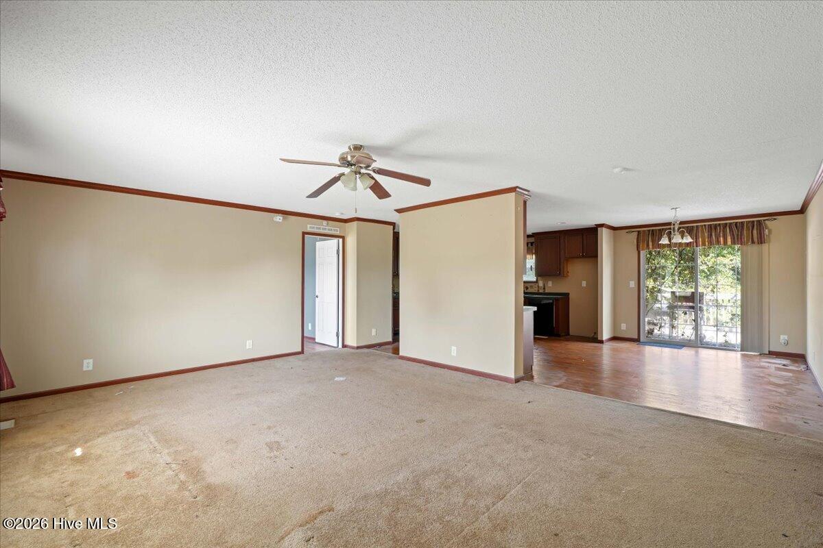 213 Devonshire Drive Property Photo 9