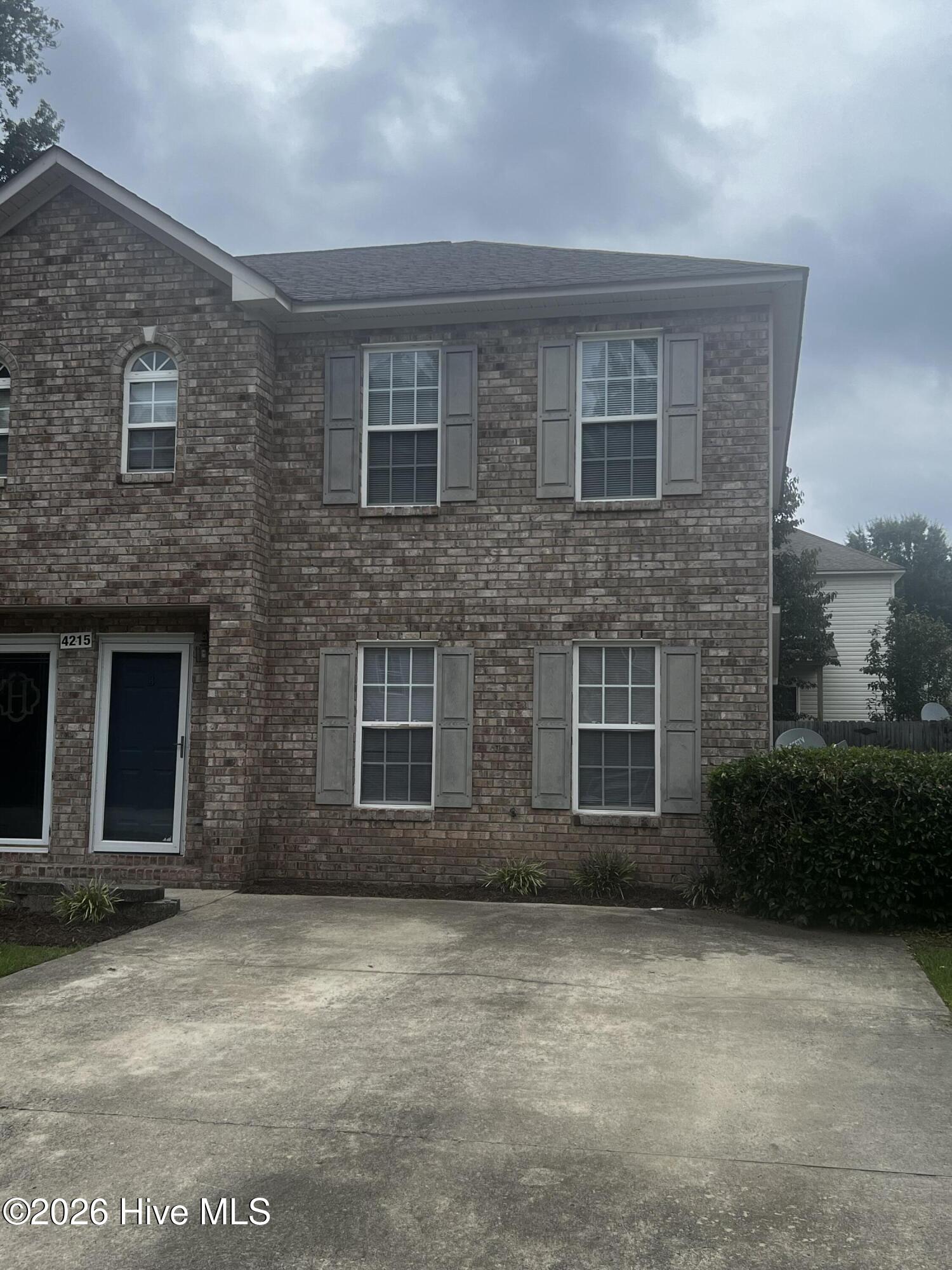 4215 Williamsbrook Lane B Property Photo 2