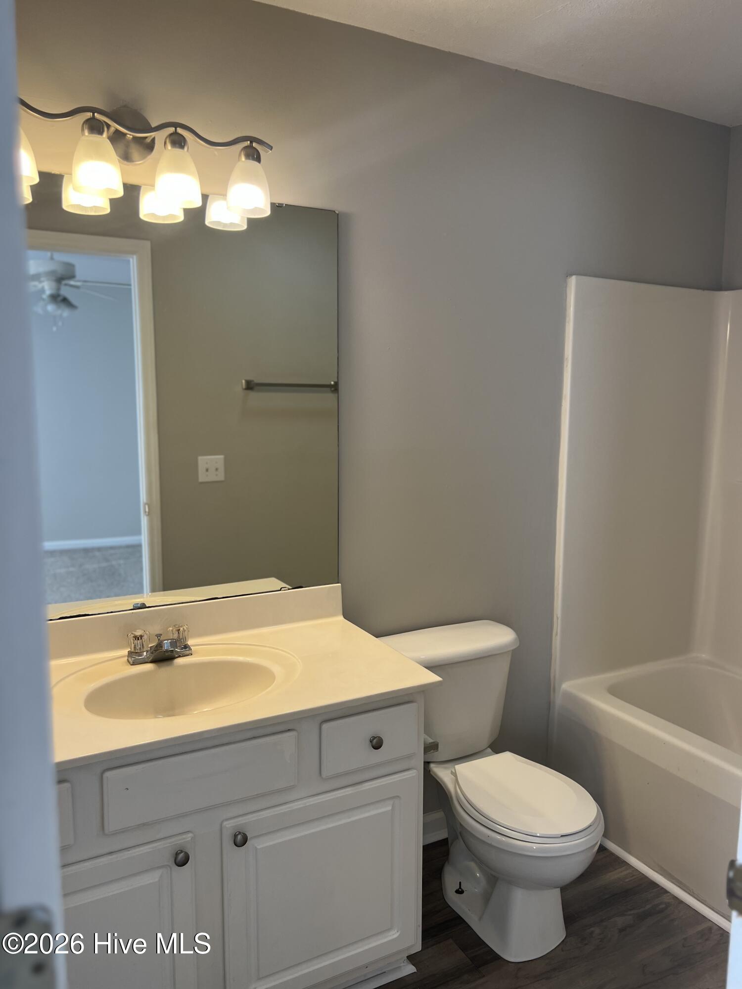 4215 Williamsbrook Lane B Property Photo 32