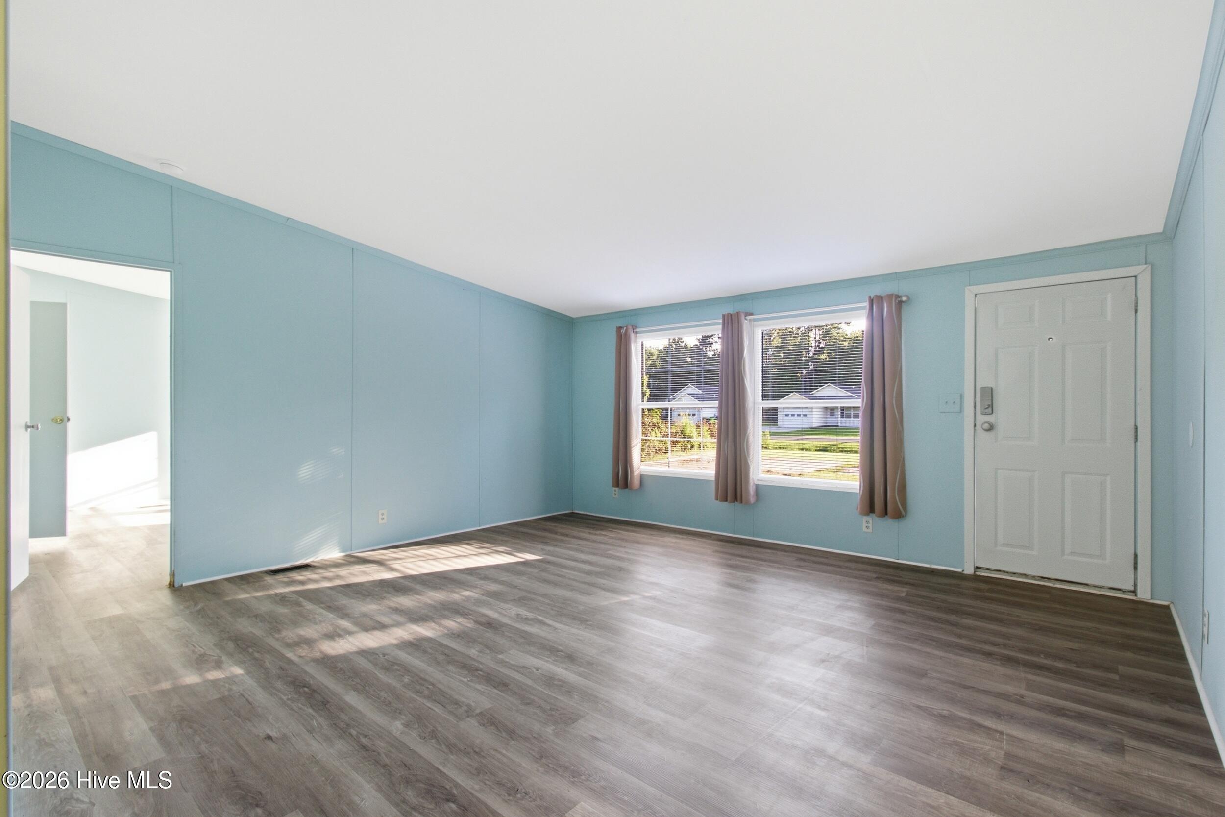 5520 County Line Road Property Photo 2
