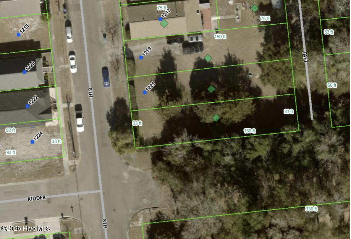 1221 S 8th Street Property Photo 2
