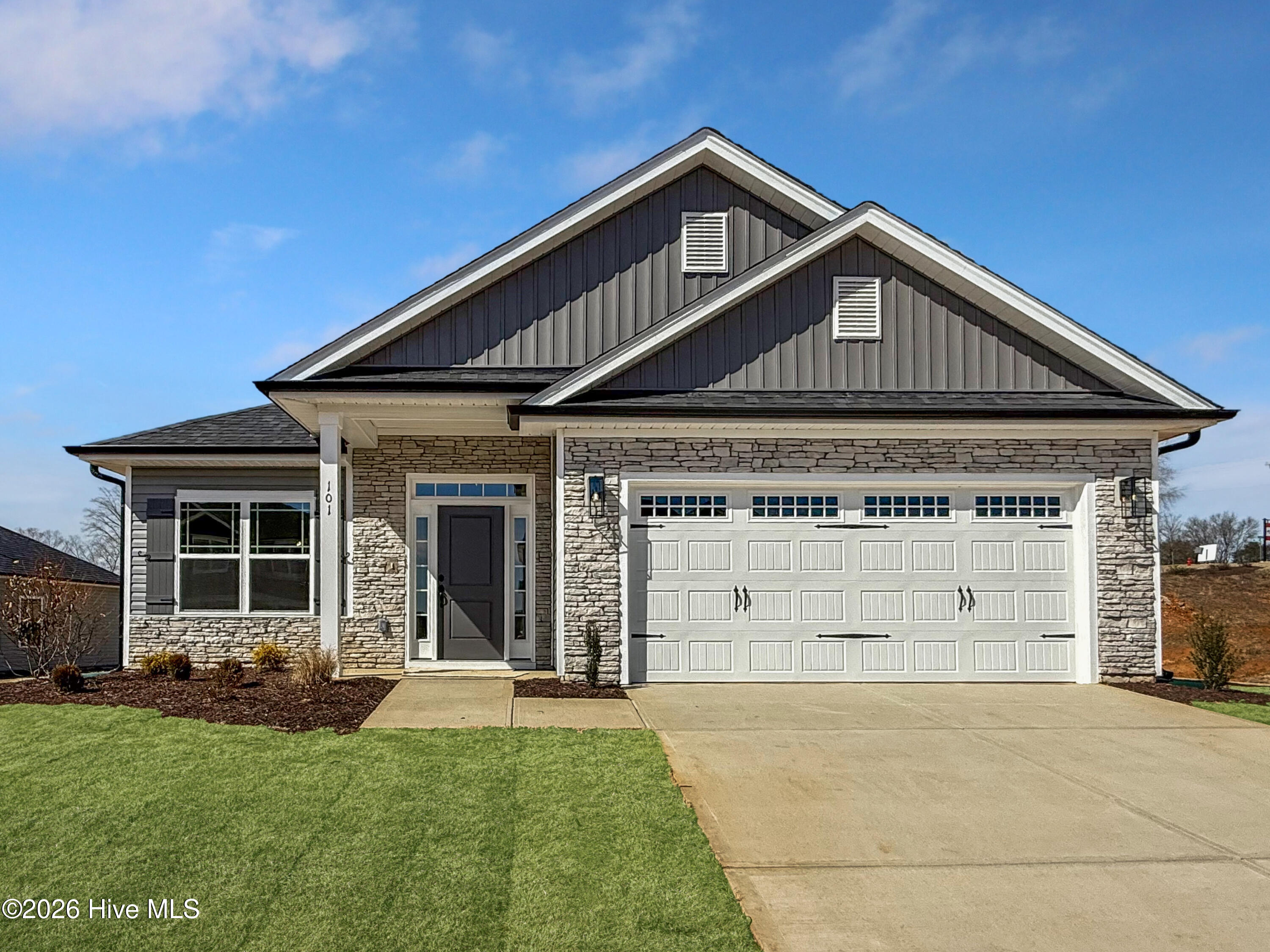 371 Whitetail Way Property Photo 3