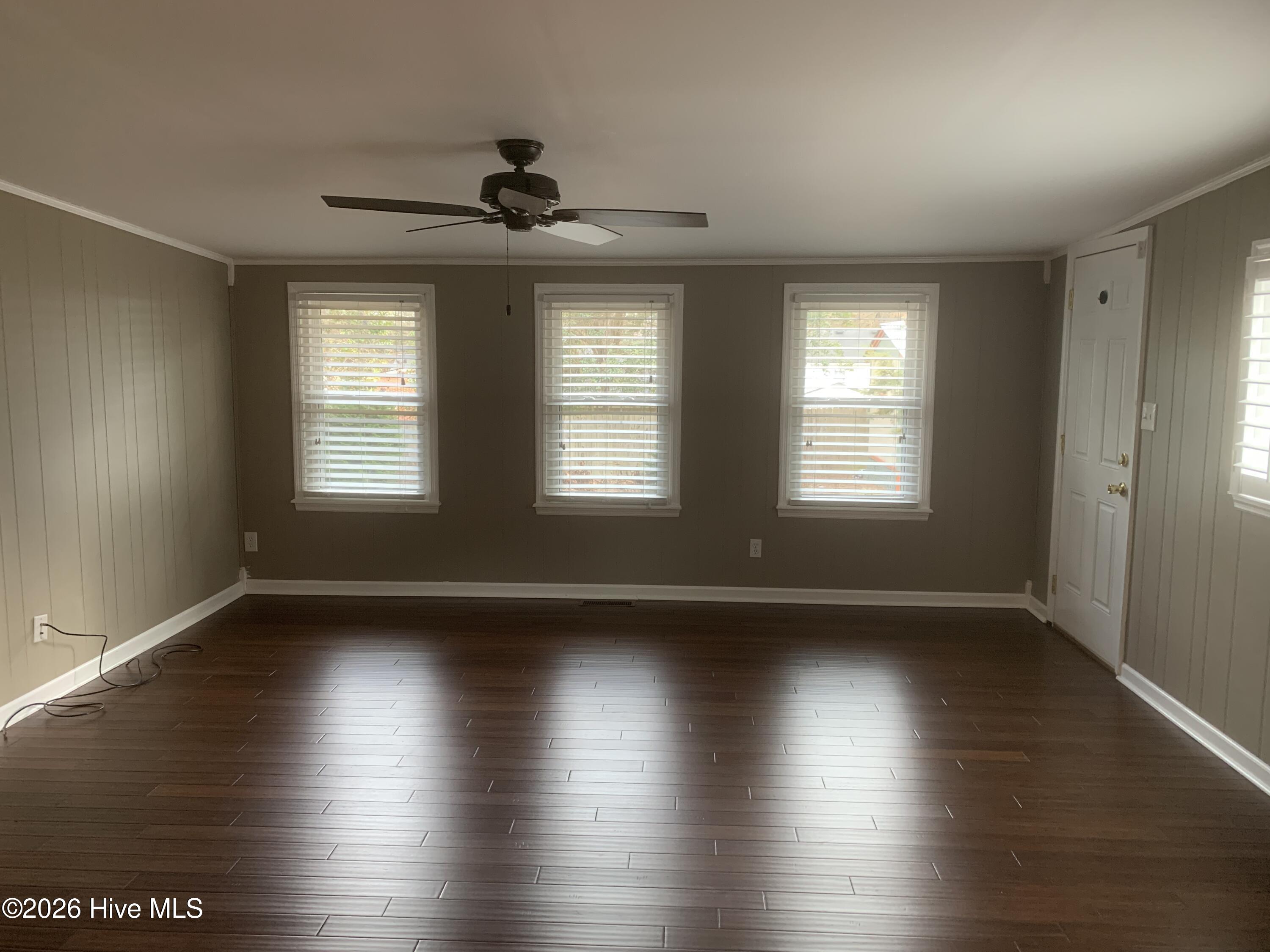 922 Papaya Street Property Photo 6