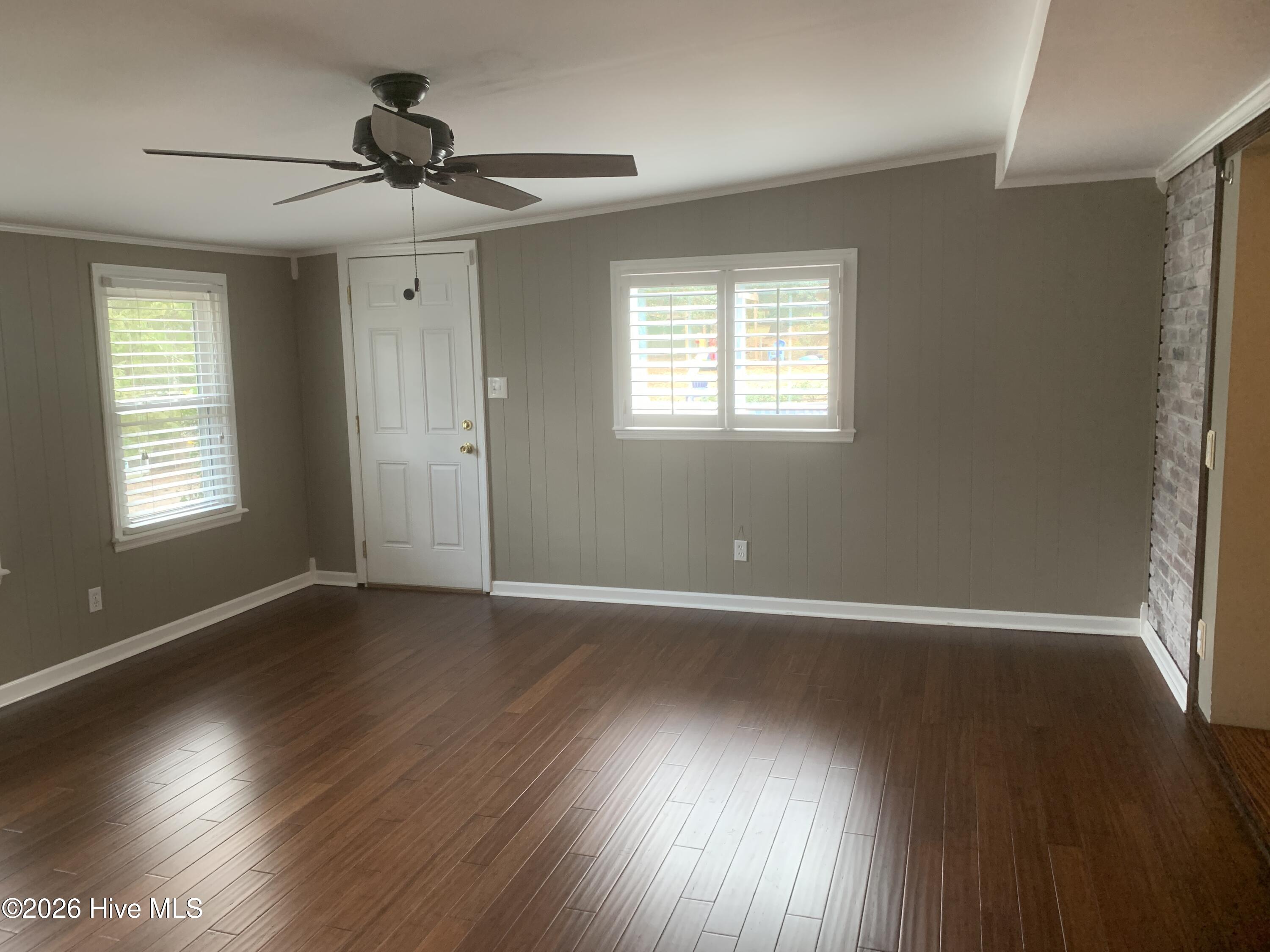 922 Papaya Street Property Photo 7