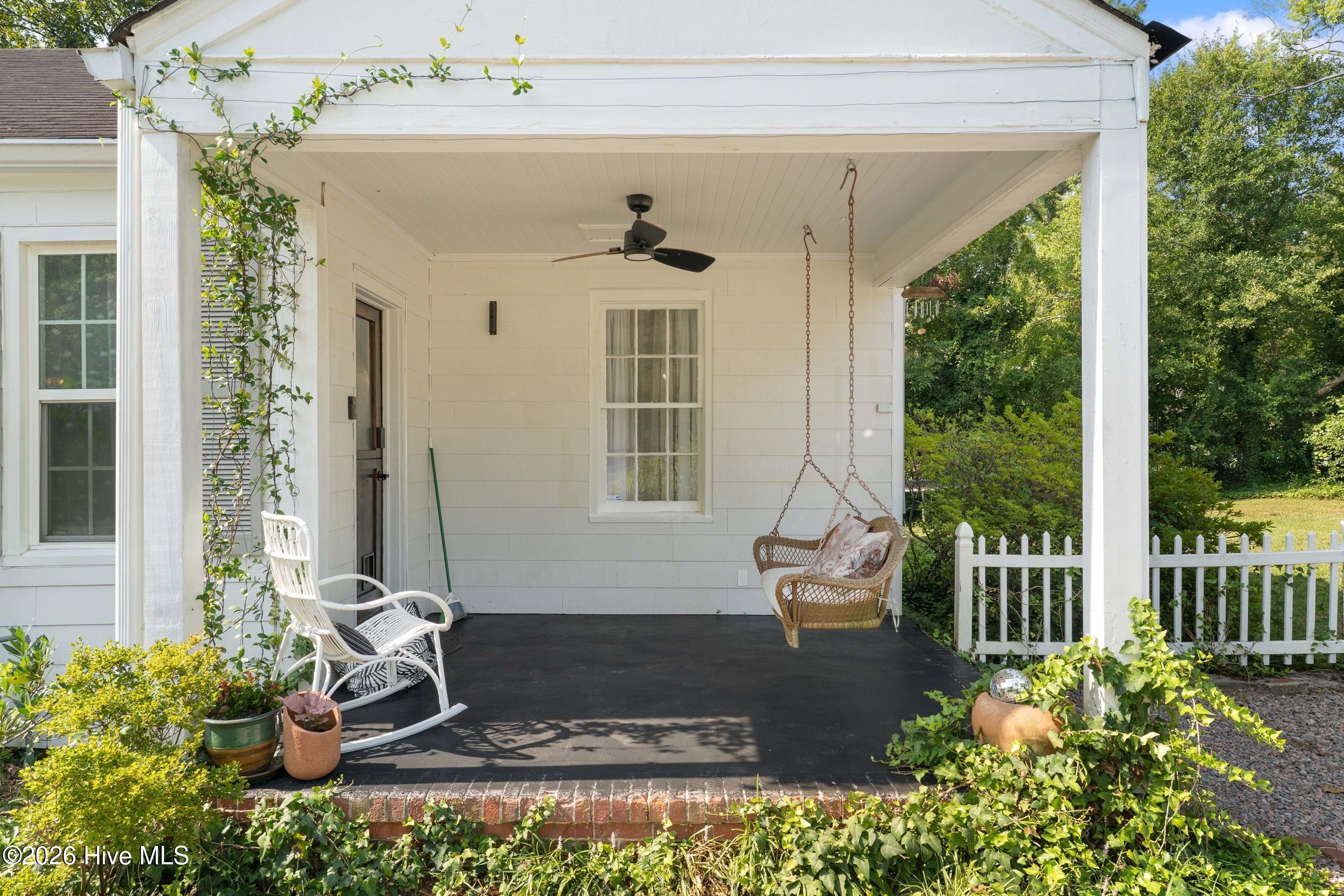 1705 Holly Hill Road Property Photo 3