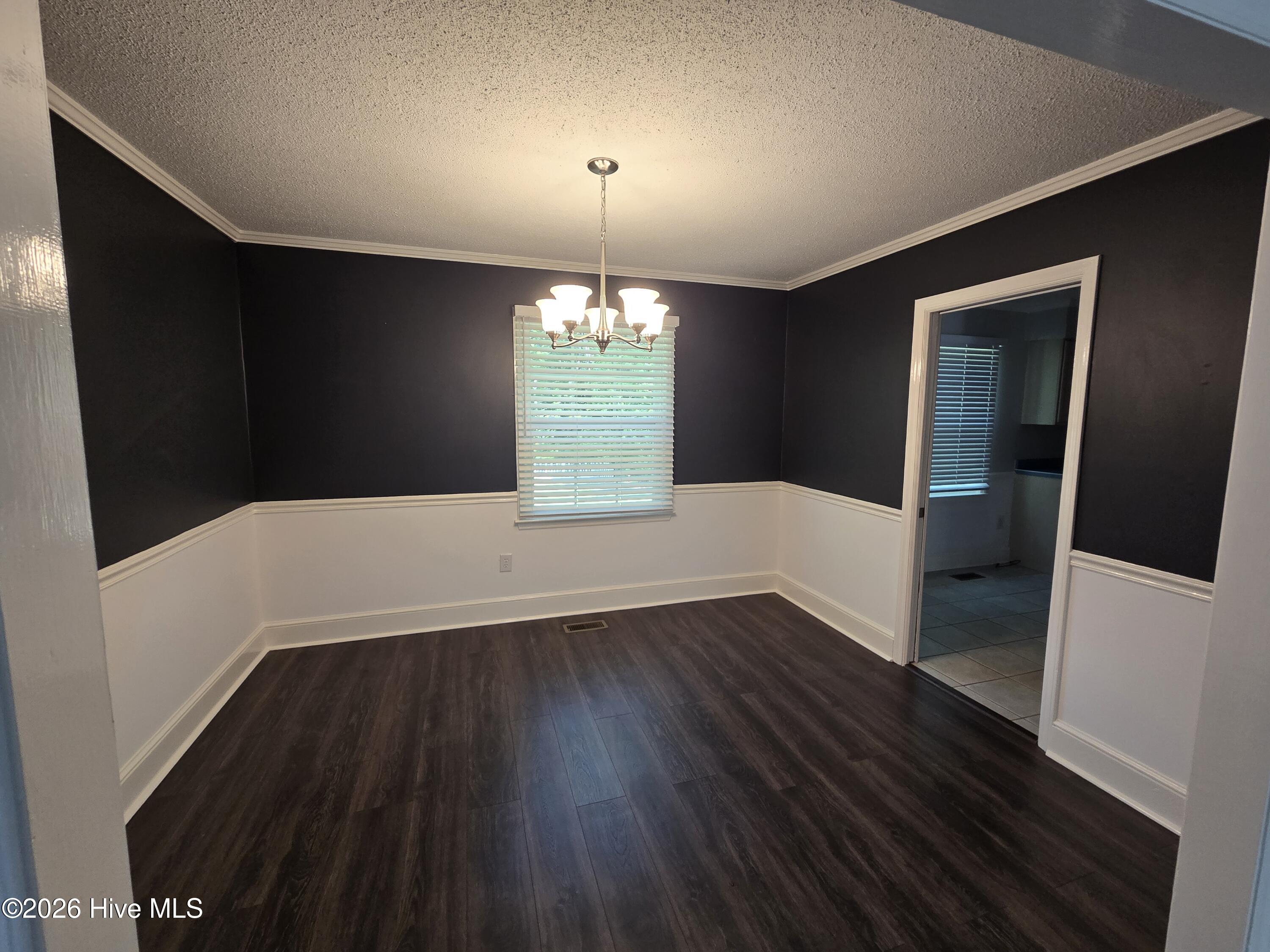 12601 Woodpecker Lane Property Photo 3