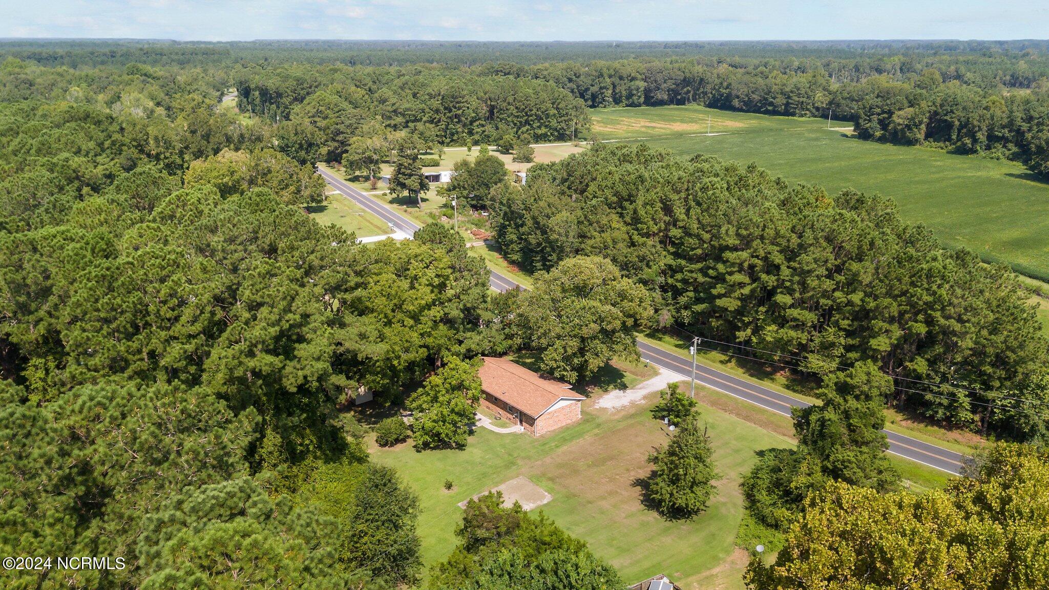 1045 Scott Town Road Property Photo 10