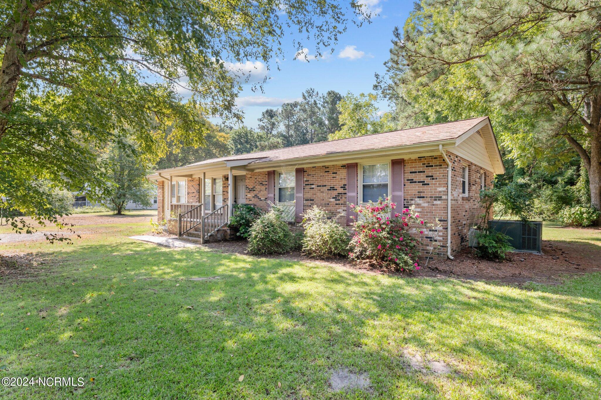 1045 Scott Town Road Property Photo 16