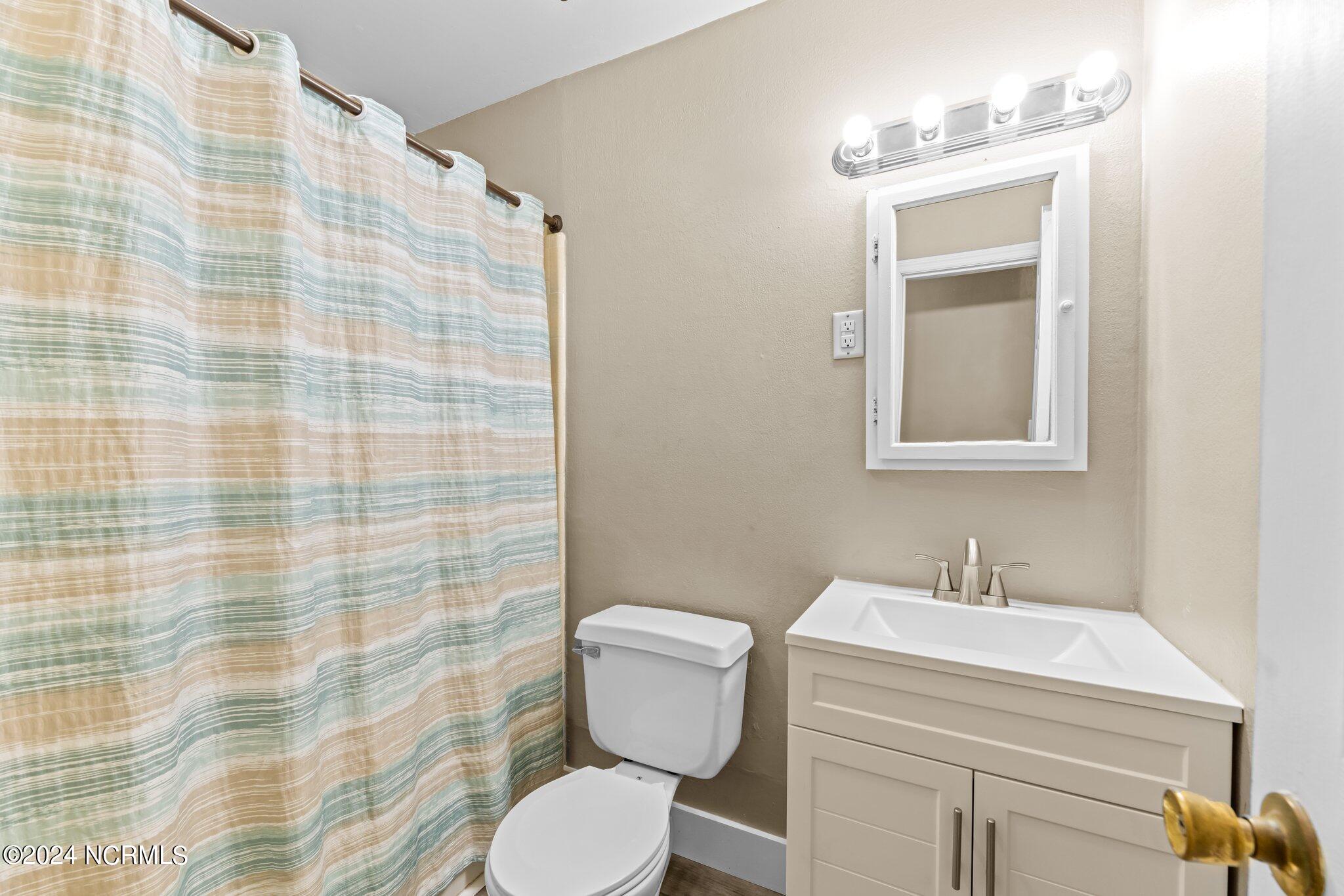 1045 Scott Town Road Property Photo 28
