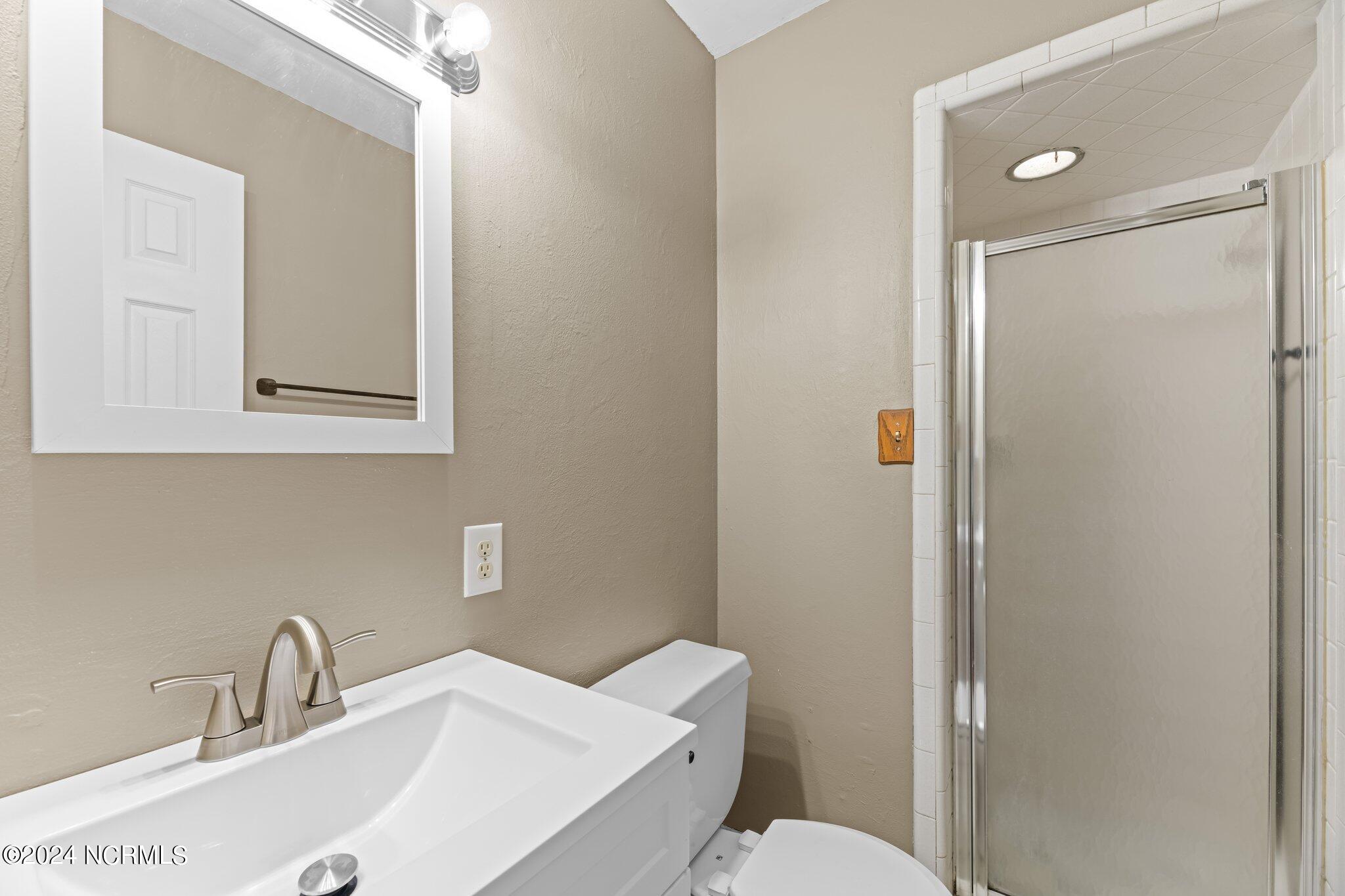 1045 Scott Town Road Property Photo 31