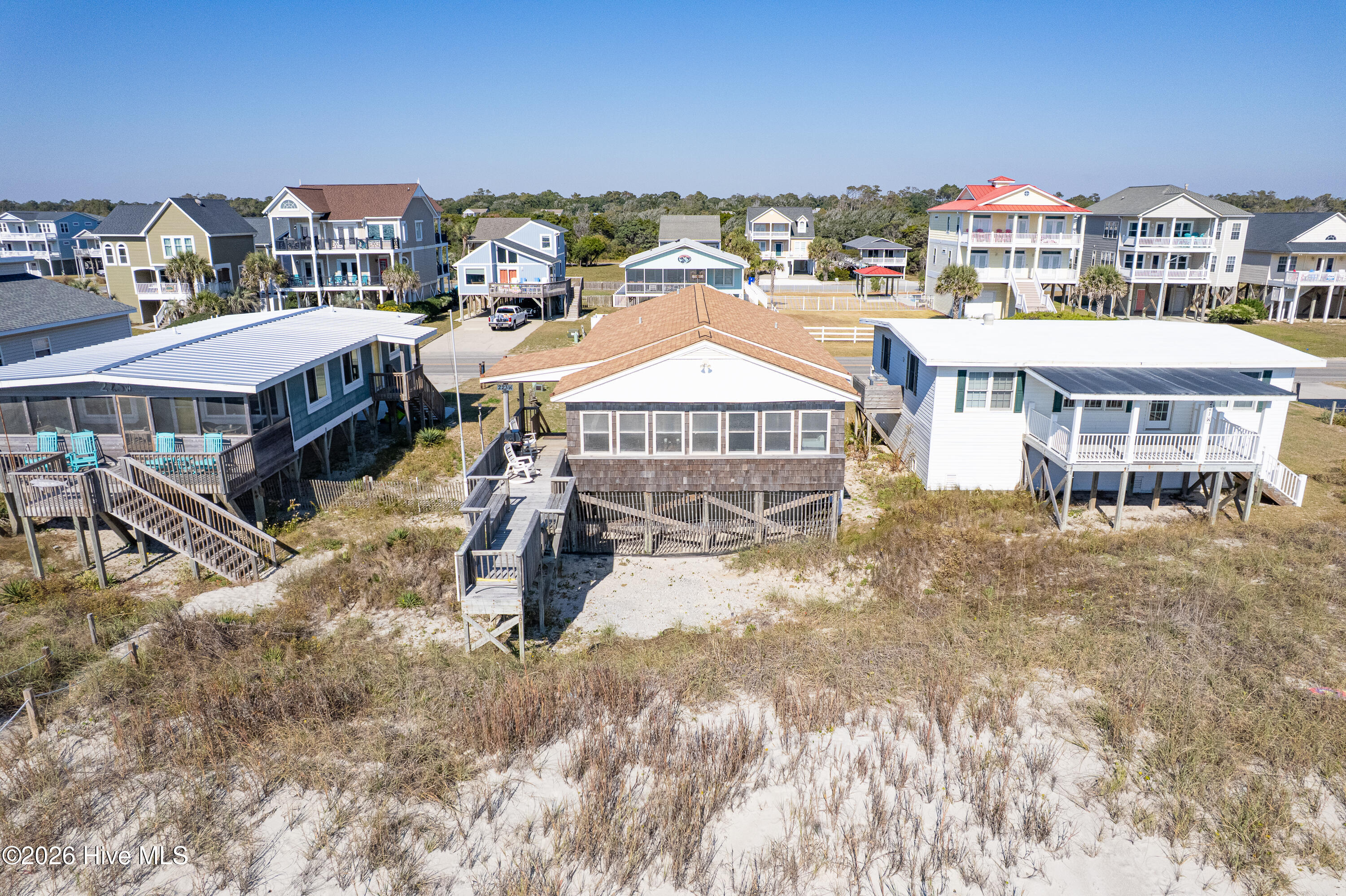 223 W Beach Drive Property Photo 3