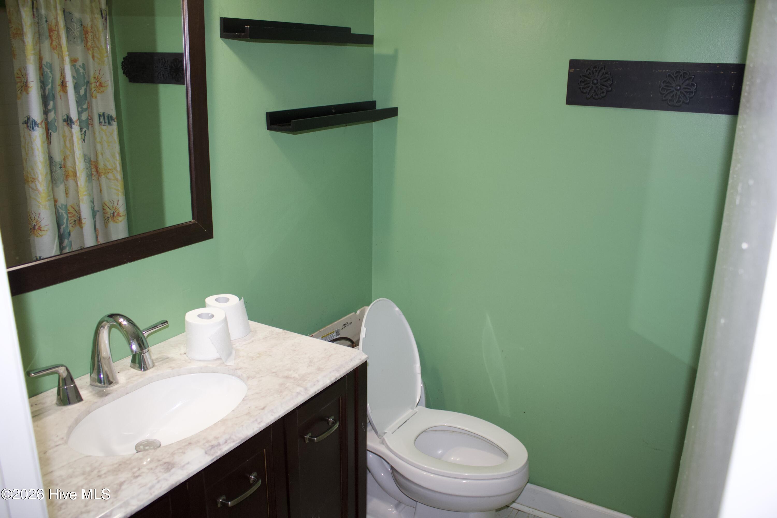 418 Goldfinch Drive Property Photo 9