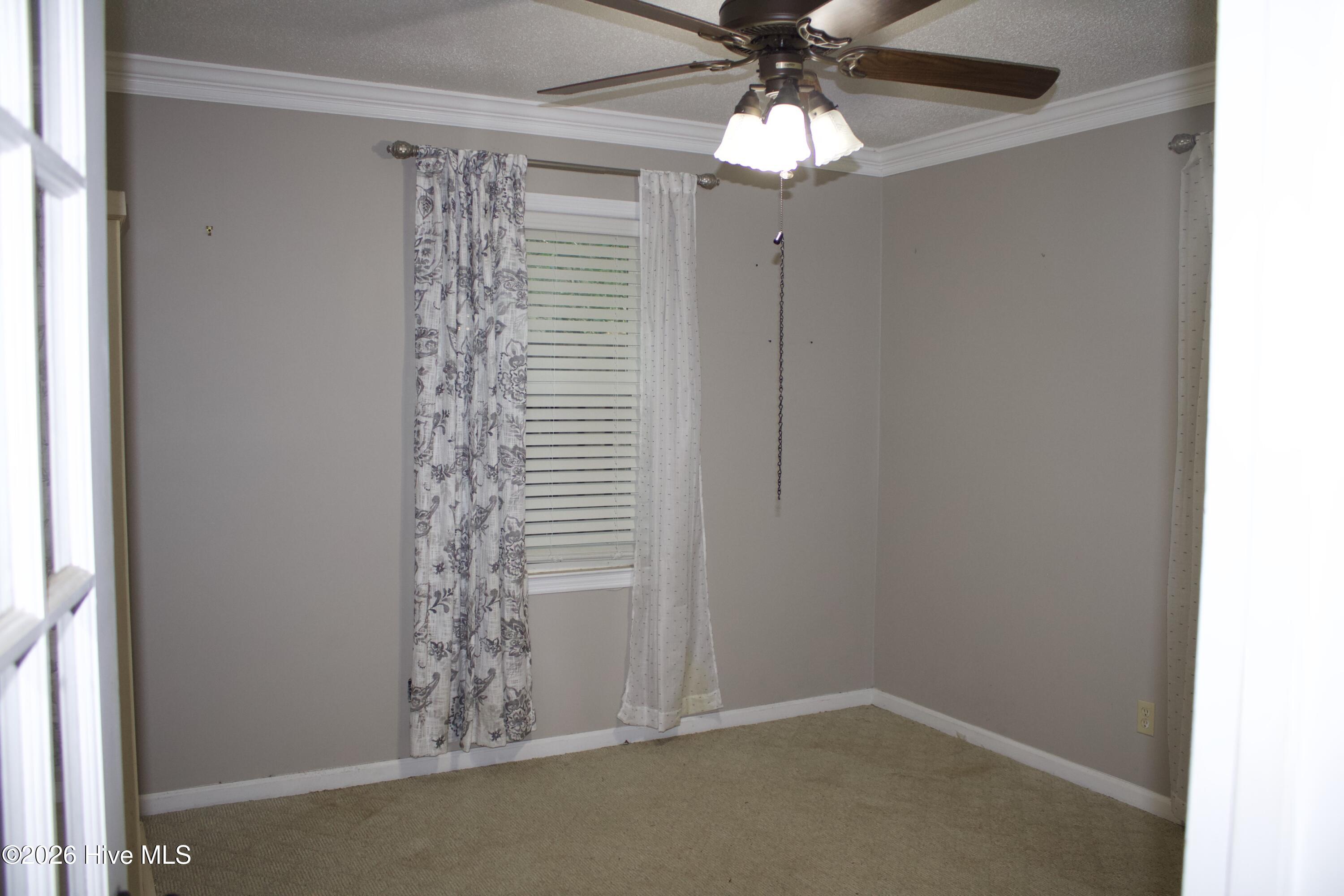 418 Goldfinch Drive Property Photo 11