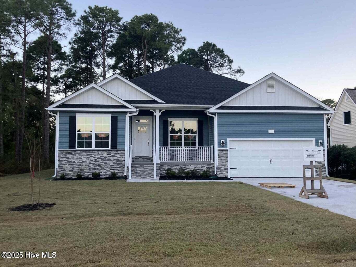 2108 Caracara Drive Property Photo 1