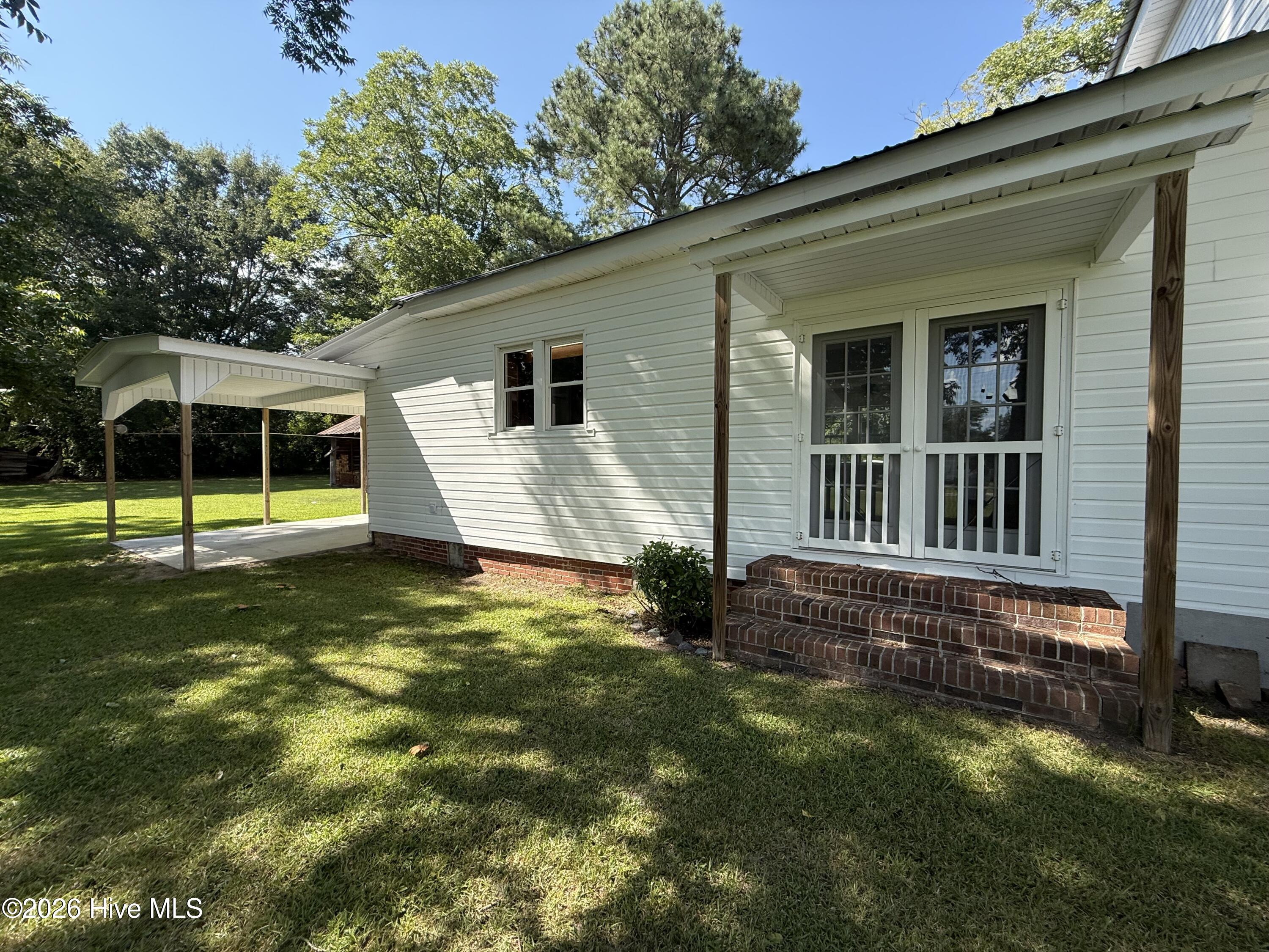 106 S Broad Street Property Photo 6