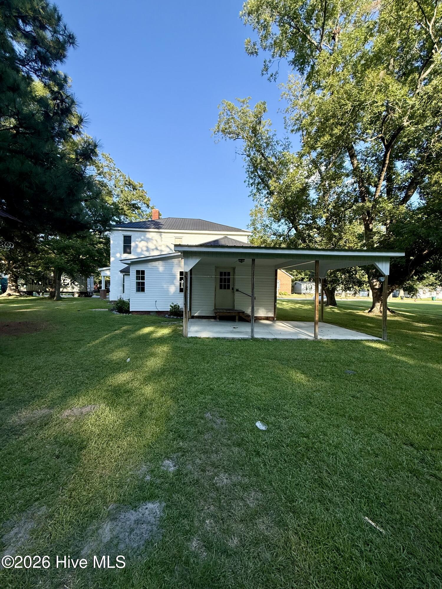 106 S Broad Street Property Photo 11