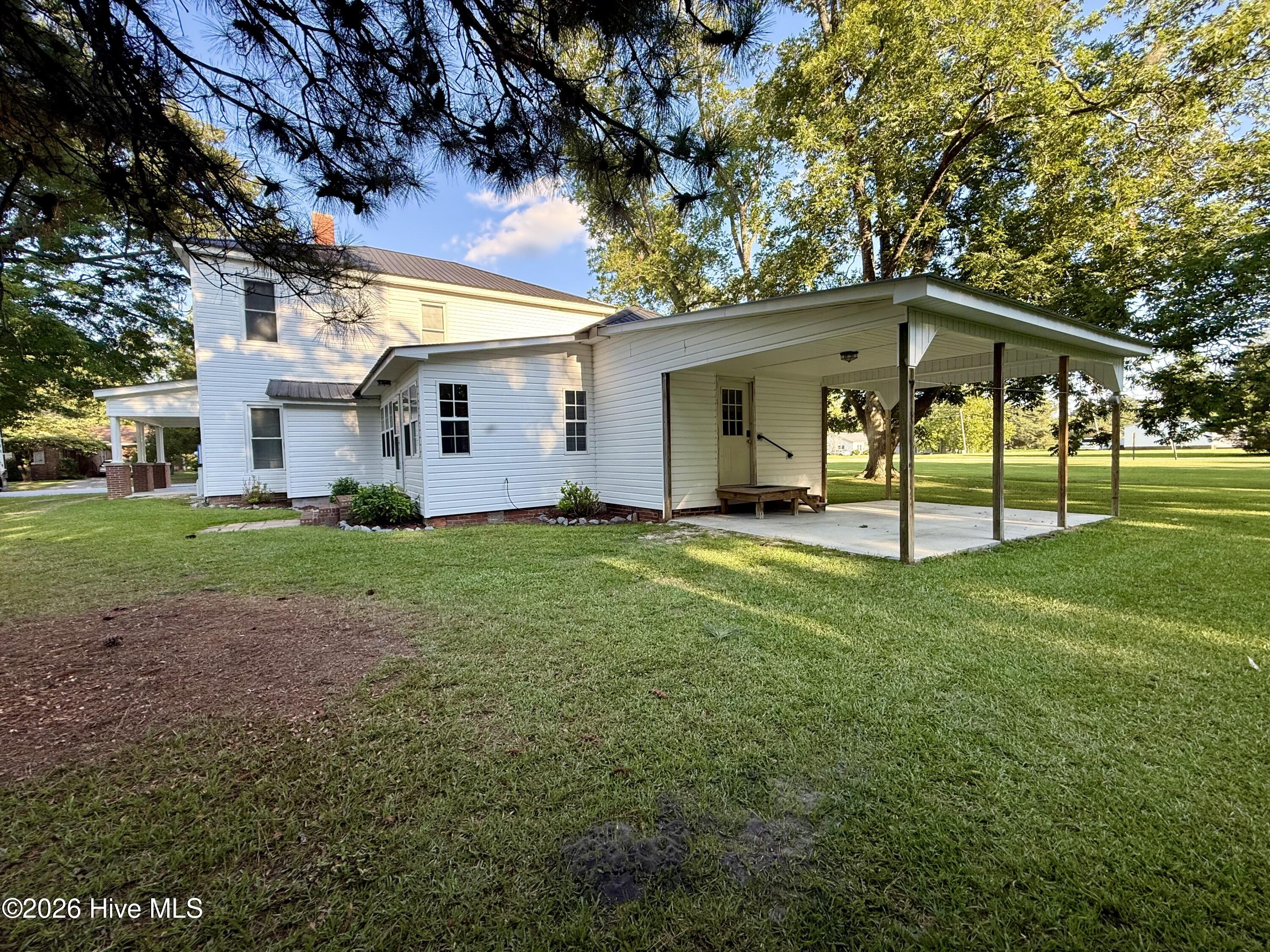106 S Broad Street Property Photo 12
