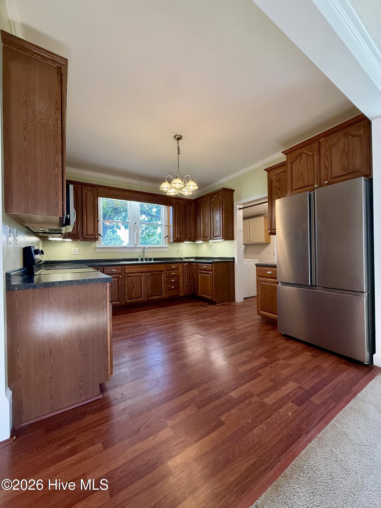 106 S Broad Street Property Photo 28