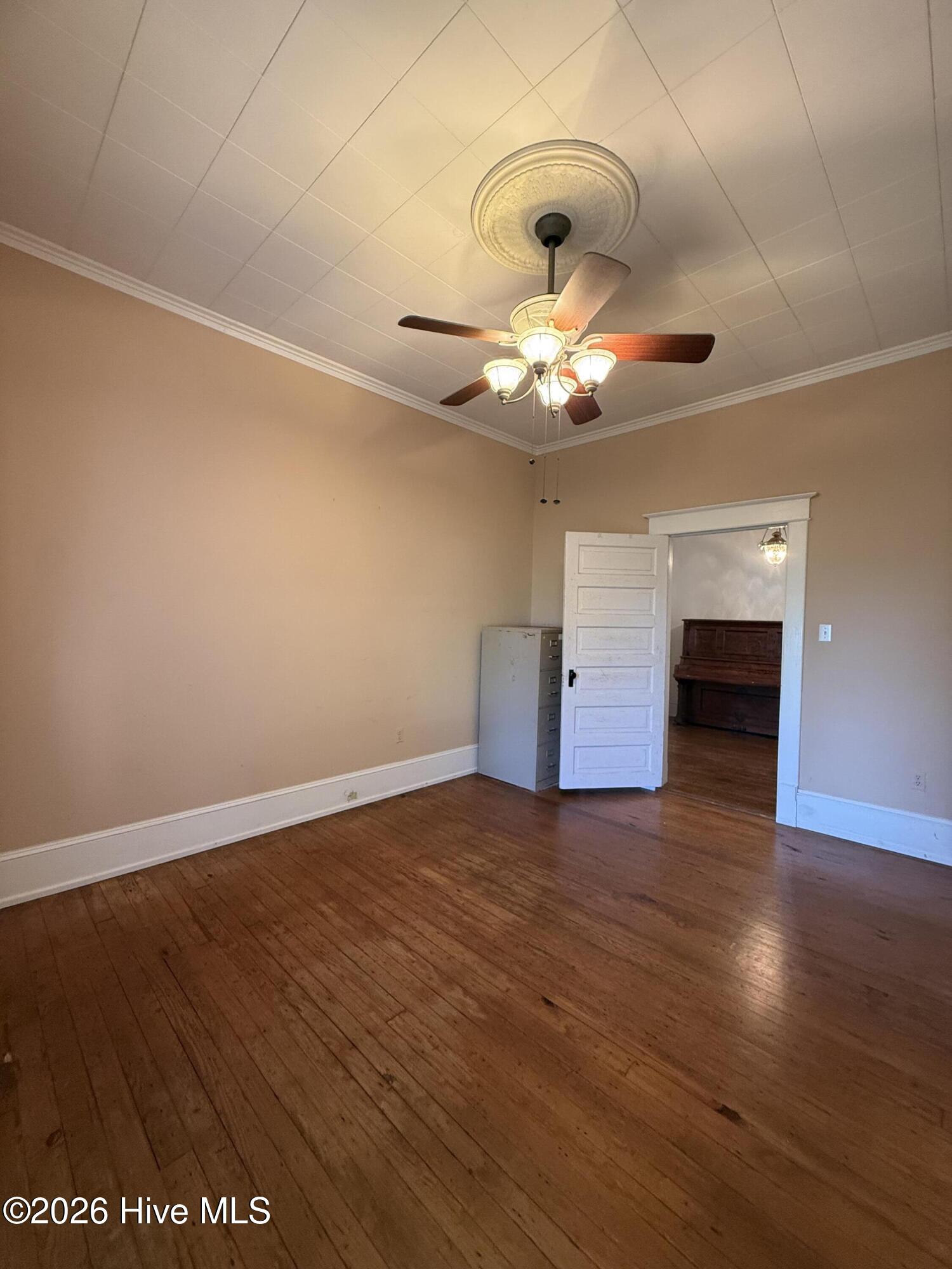 106 S Broad Street Property Photo 49