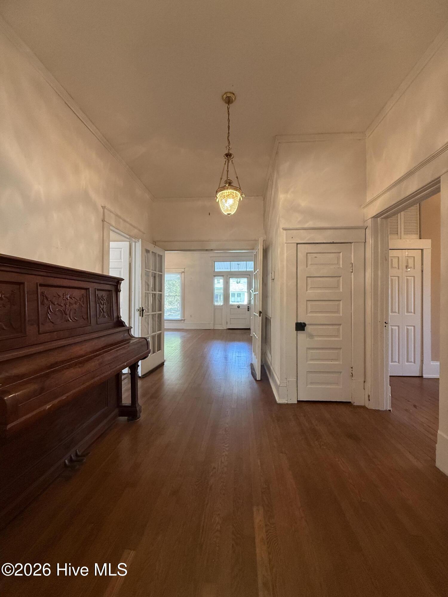 106 S Broad Street Property Photo 52