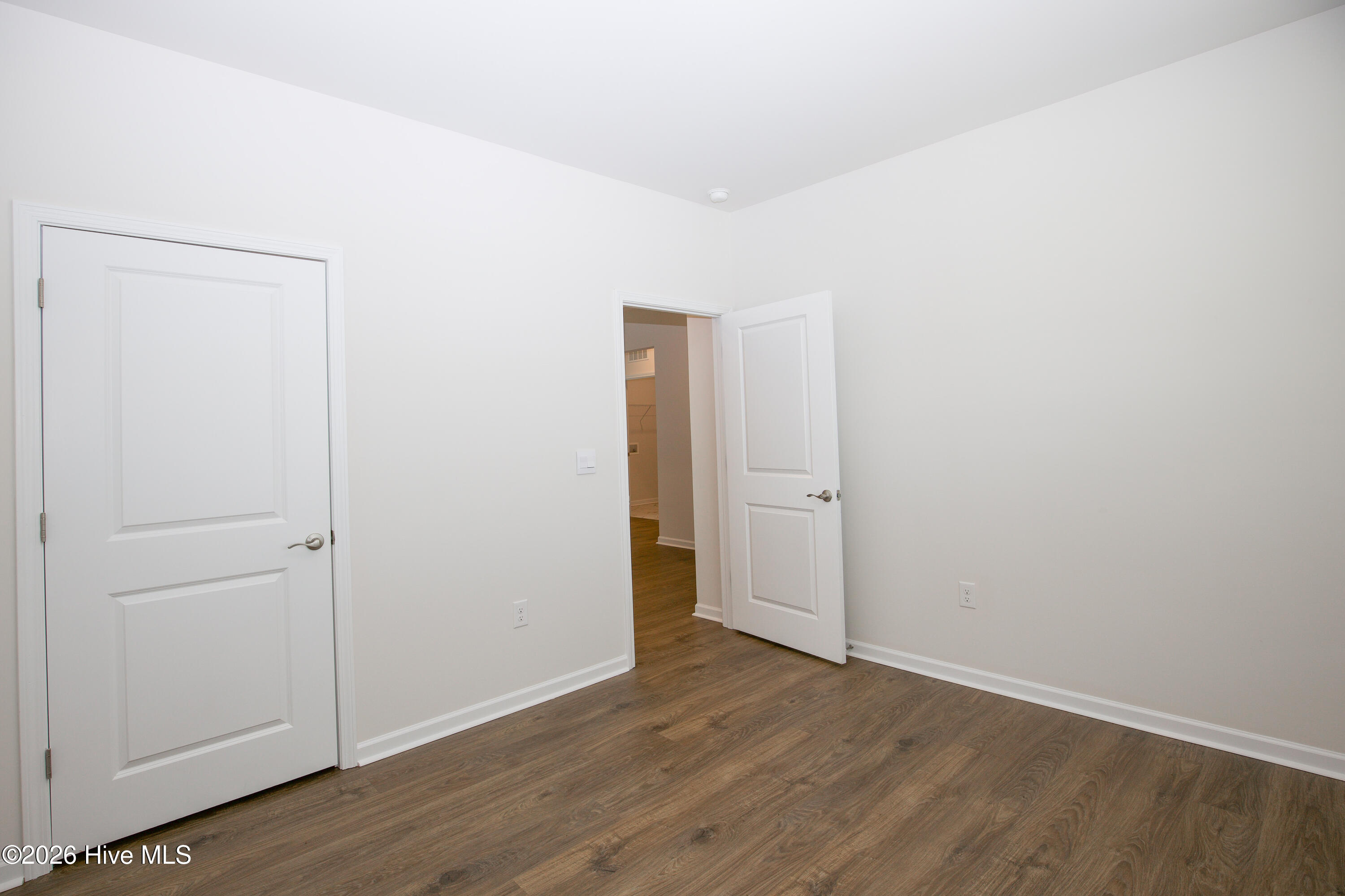 512 Ragapple Lane Property Photo 9