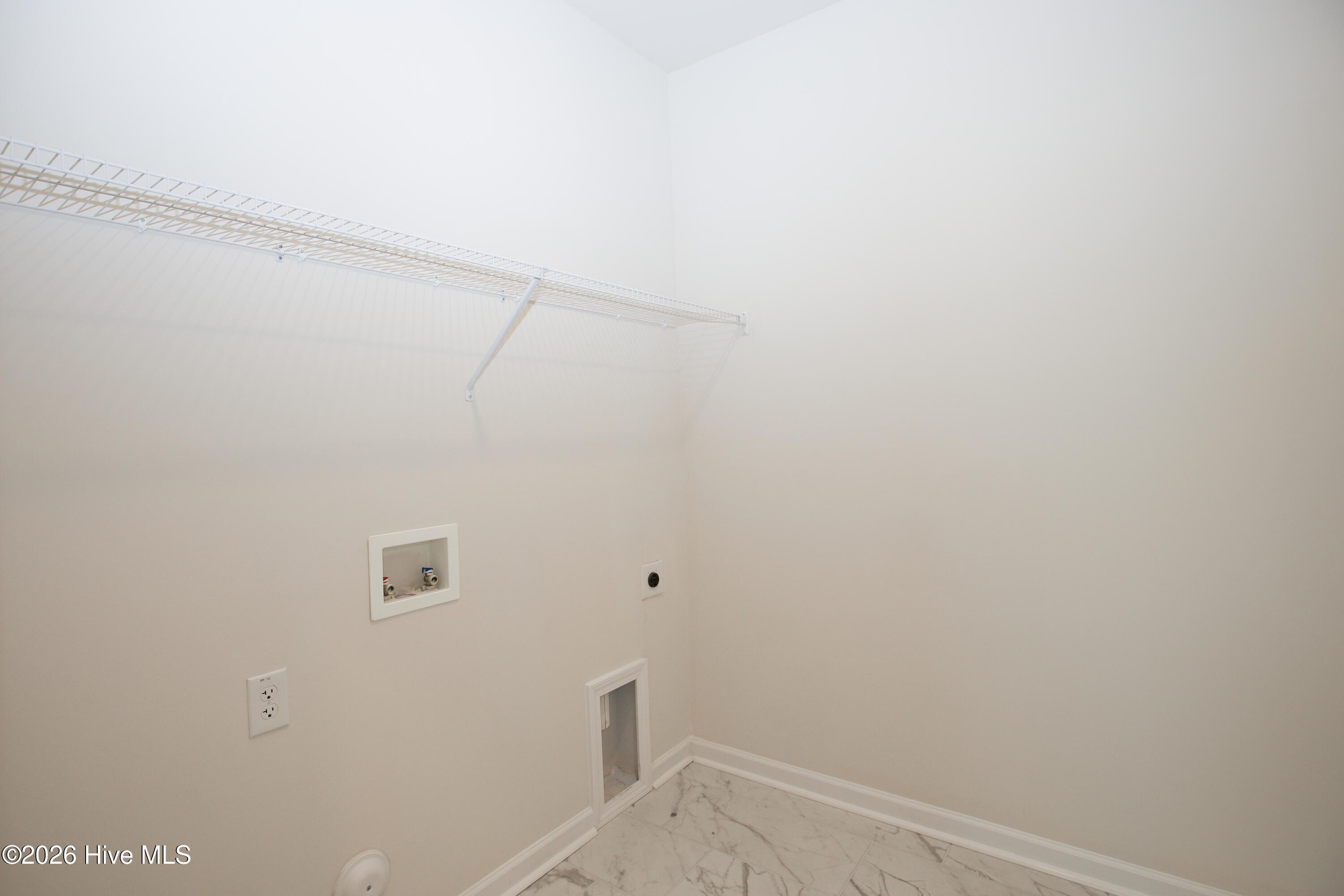 512 Ragapple Lane Property Photo 14