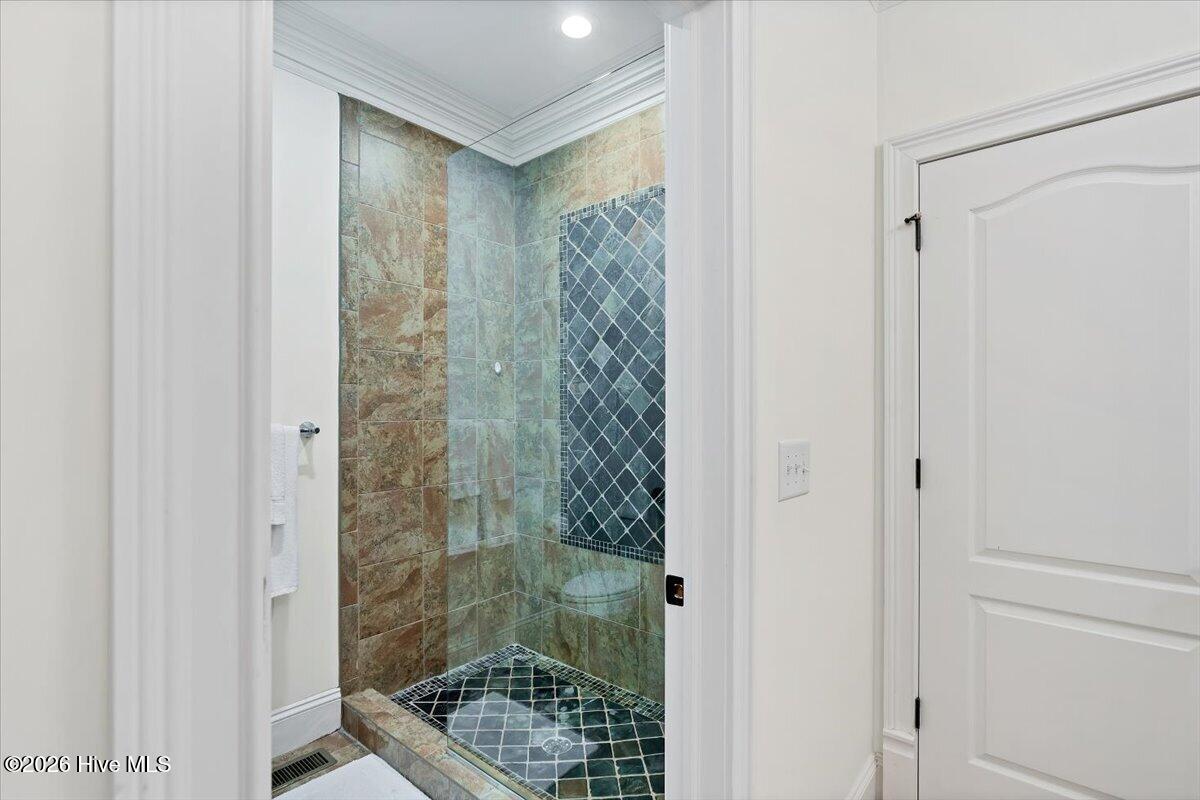 150 Cochrane Castle Circle Property Photo 32