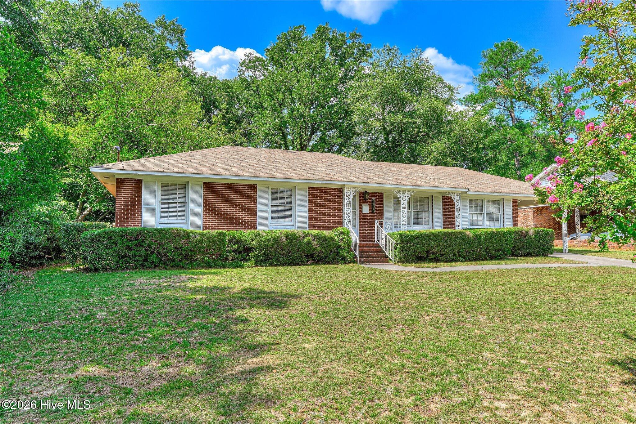 1423 Hickman Road Property Photo 1