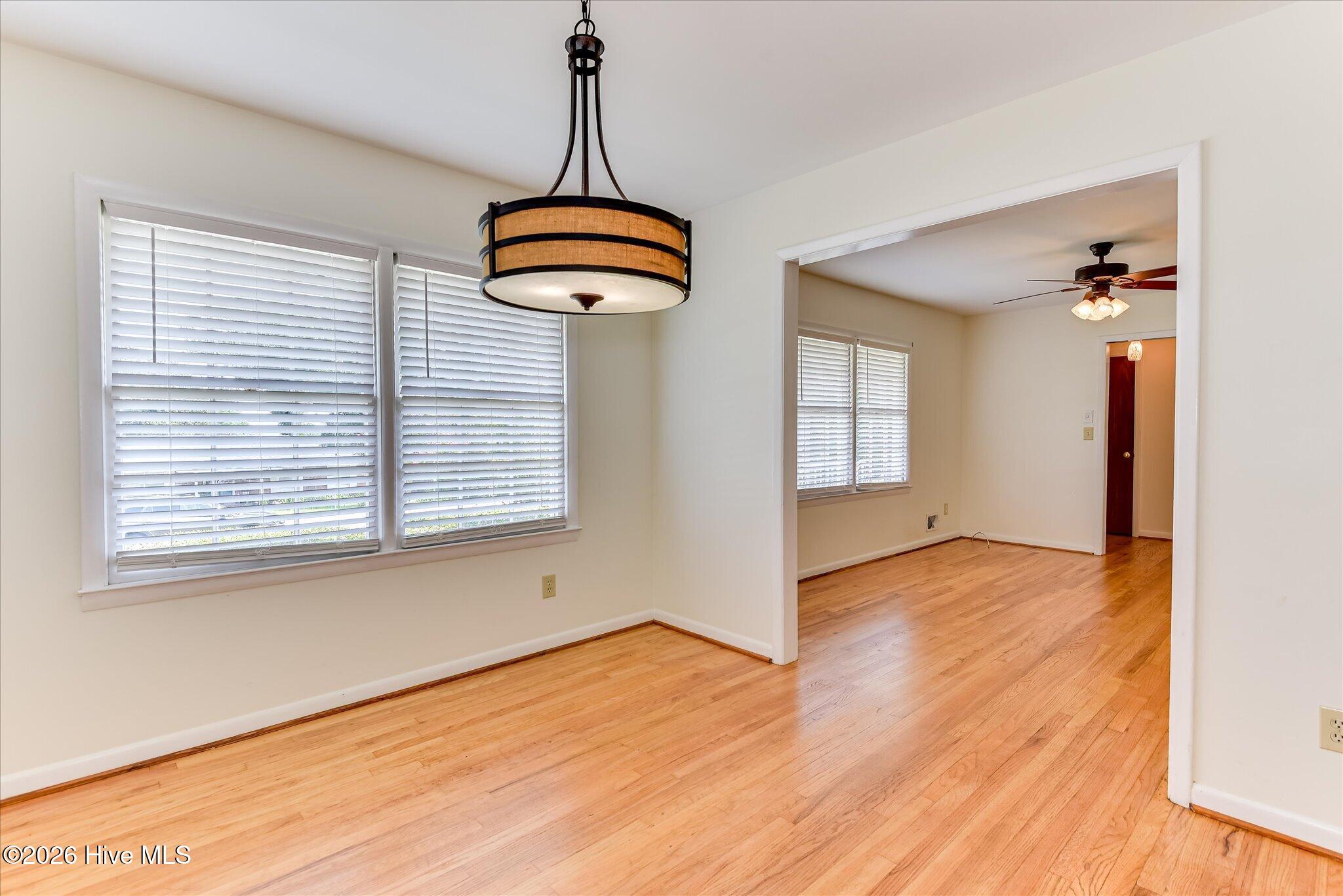 1423 Hickman Road Property Photo 8
