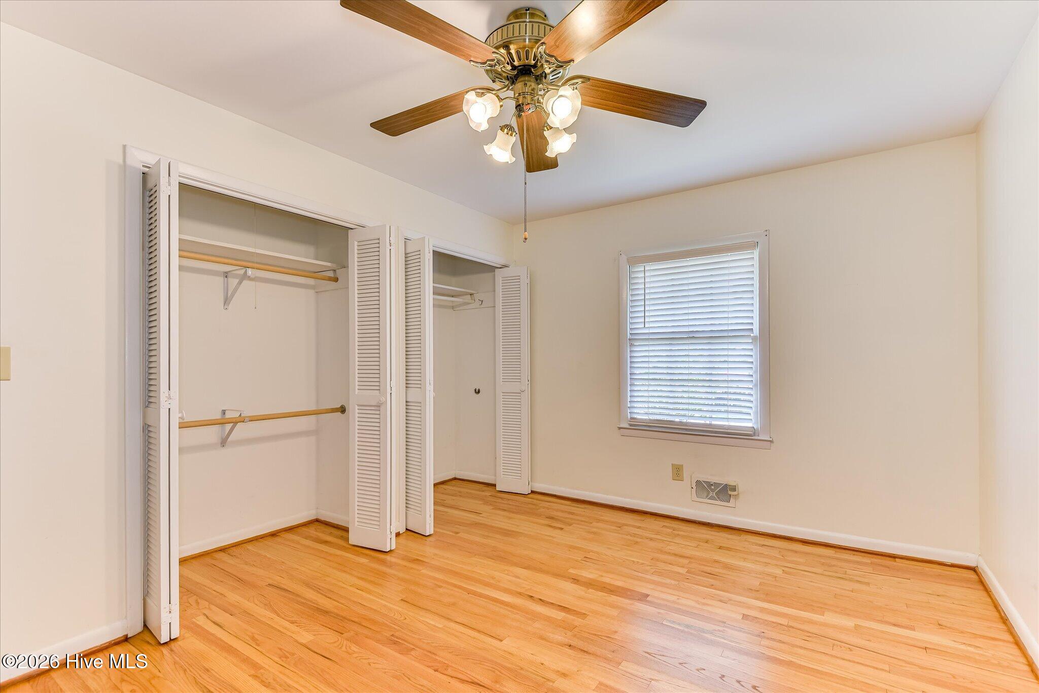 1423 Hickman Road Property Photo 22