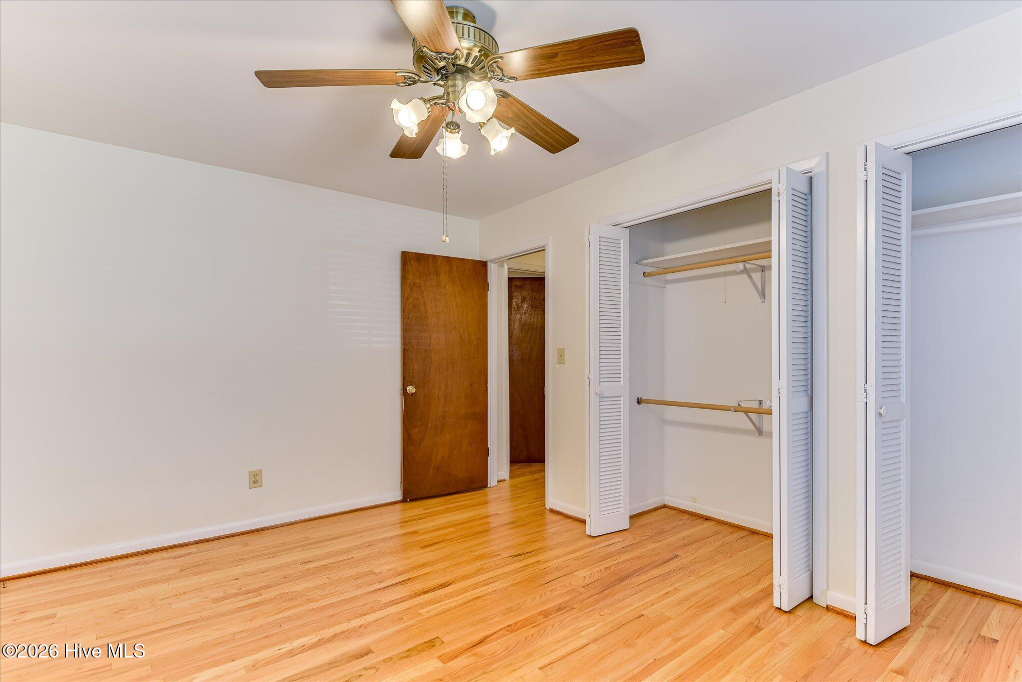 1423 Hickman Road Property Photo 23