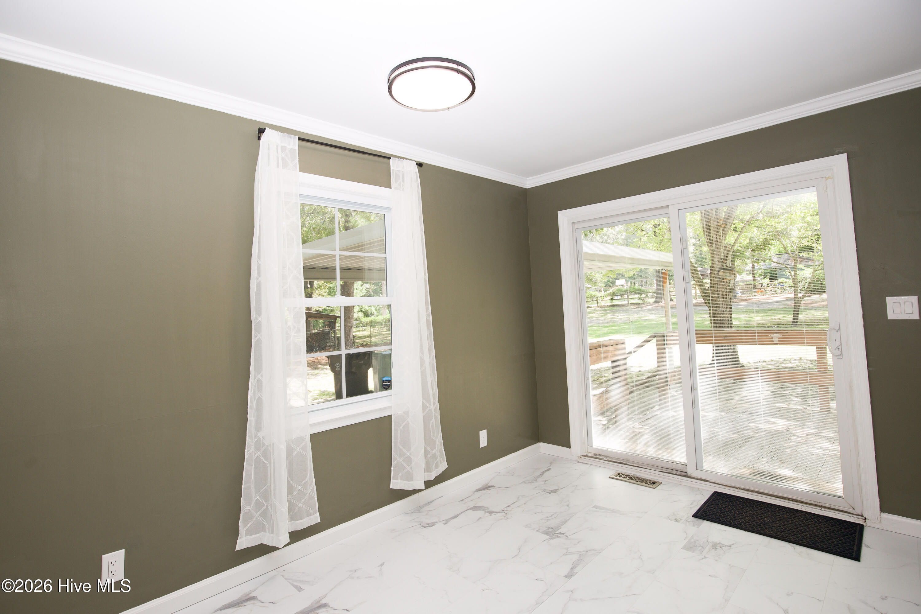 110 Campbell Street Property Photo 18