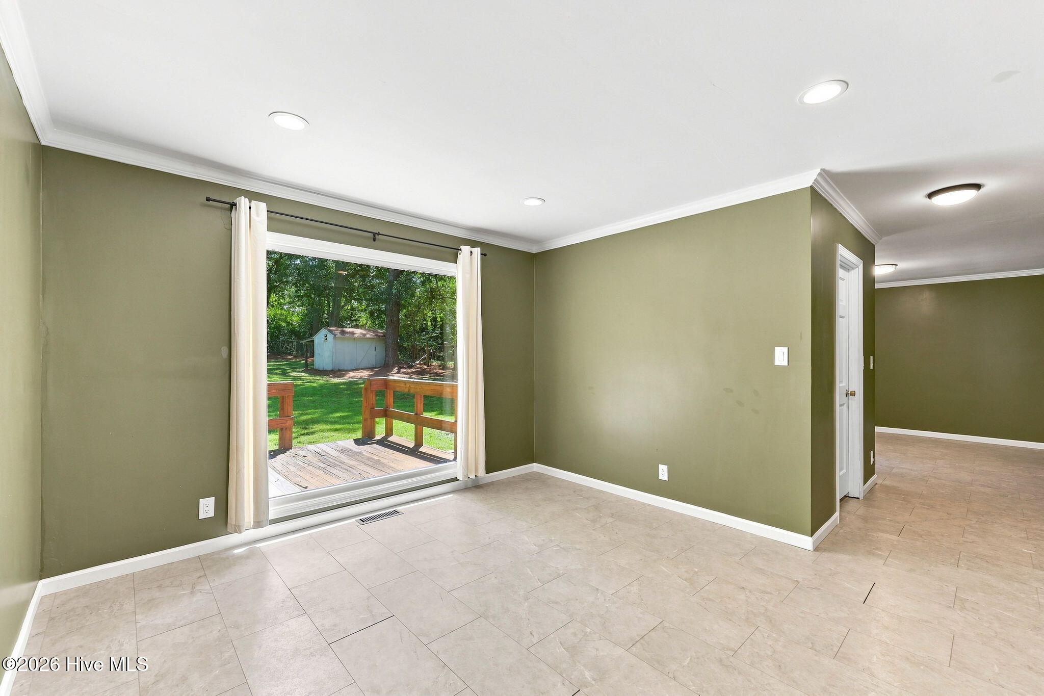 110 Campbell Street Property Photo 21