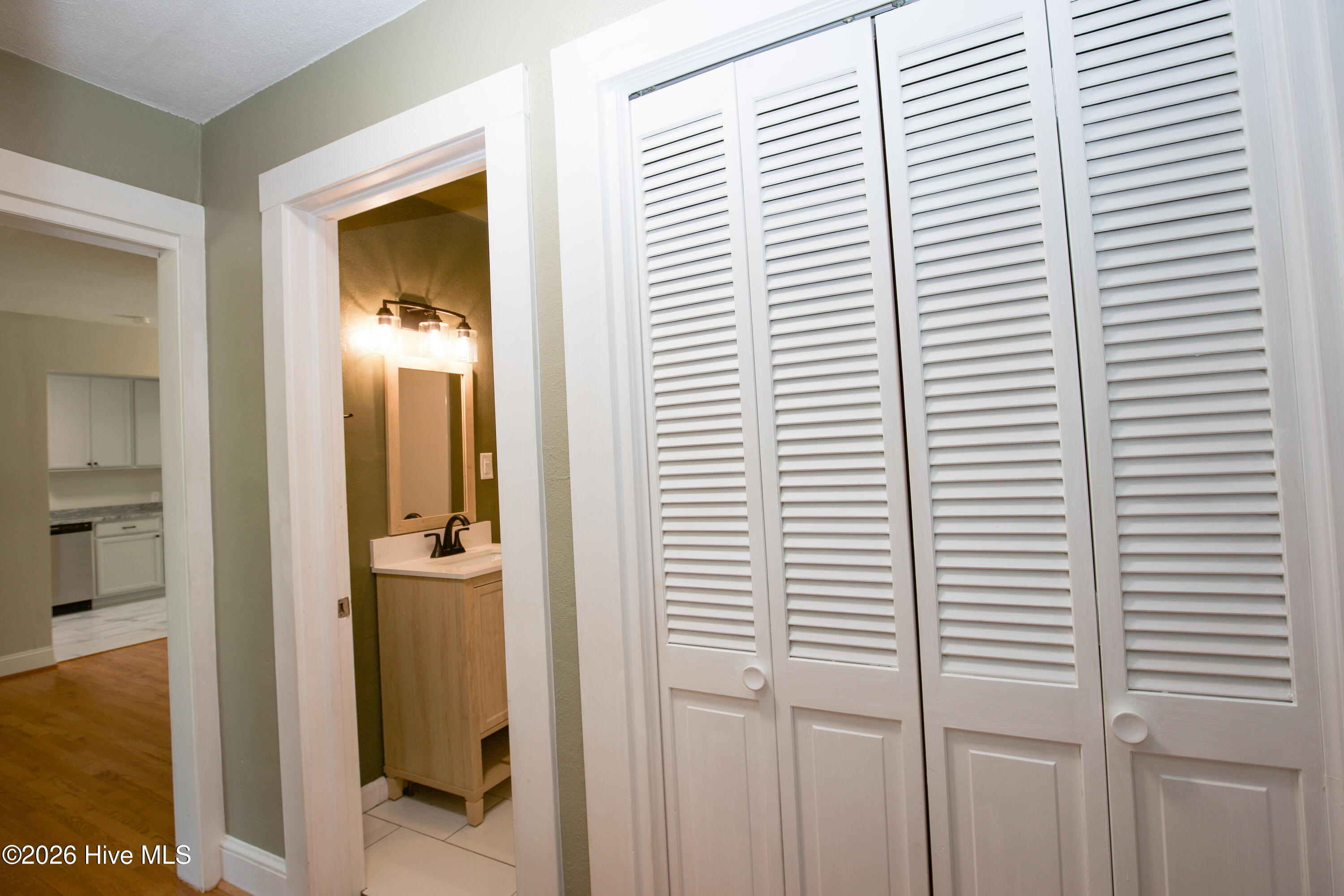 110 Campbell Street Property Photo 31