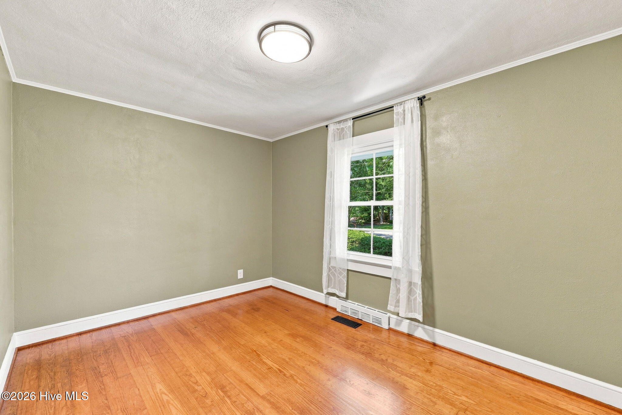 110 Campbell Street Property Photo 34