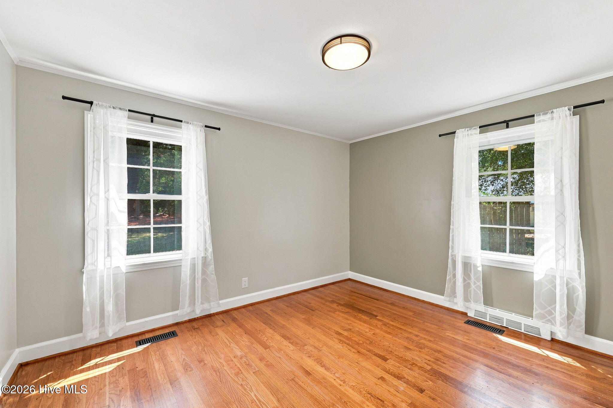 110 Campbell Street Property Photo 42