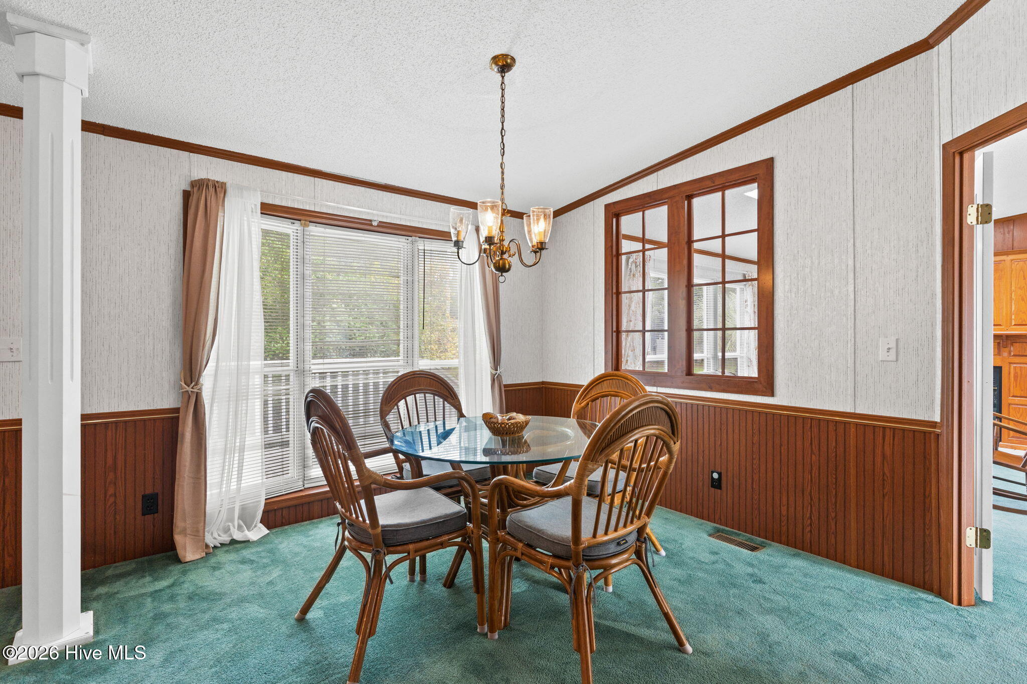 206 Live Oak Drive Property Photo 6