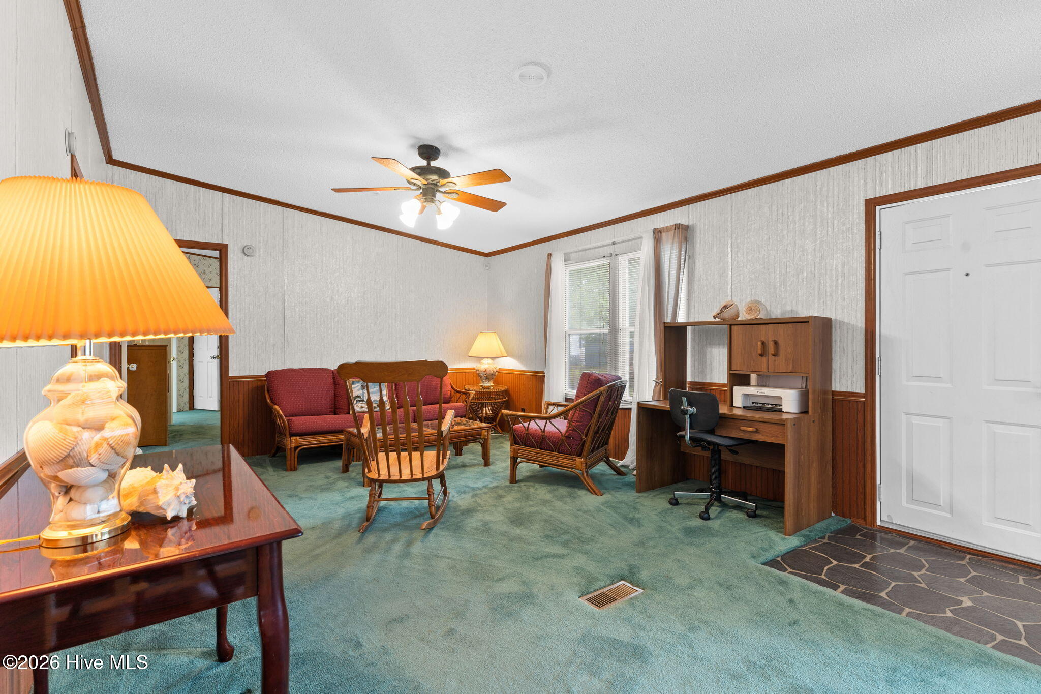 206 Live Oak Drive Property Photo 11