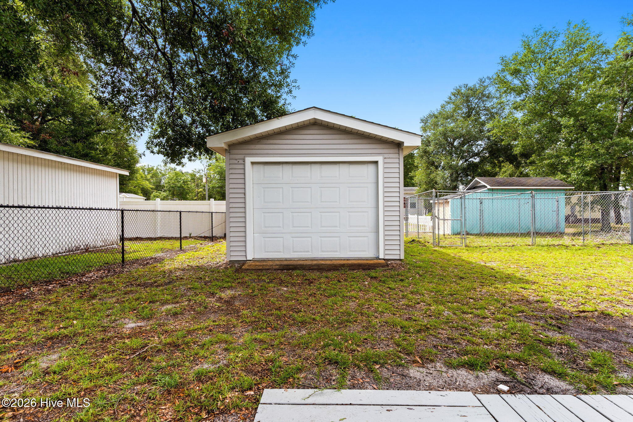 206 Live Oak Drive Property Photo 26