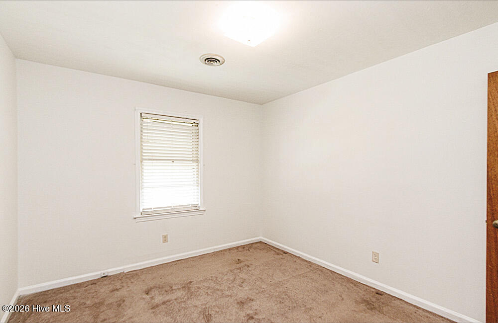 5201 Gainor Avenue Property Photo 15