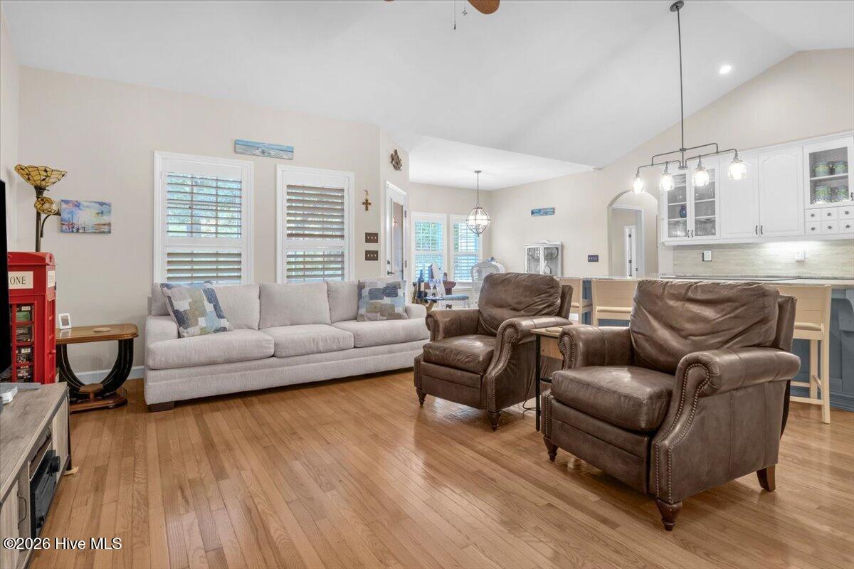102 Sw 22nd Street Property Photo 14