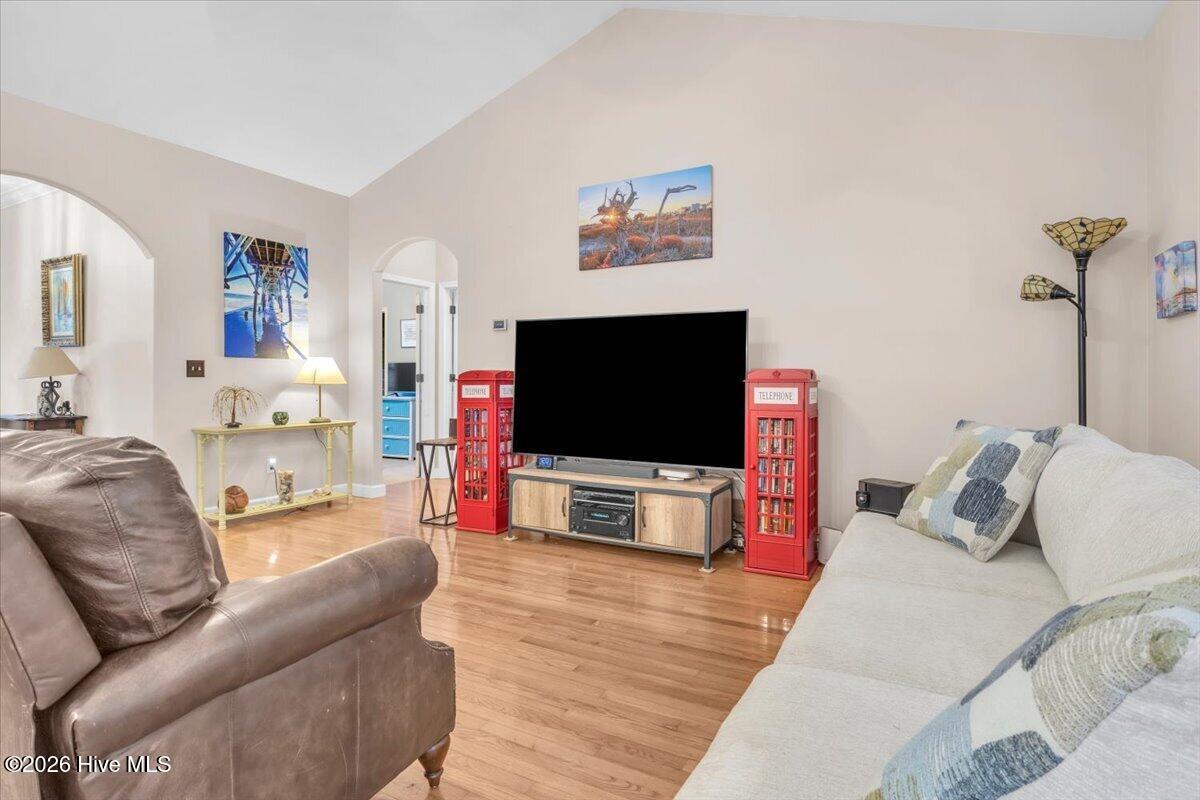 102 Sw 22nd Street Property Photo 15