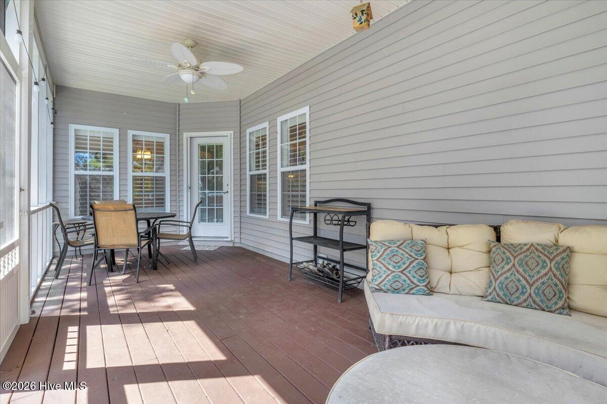 102 Sw 22nd Street Property Photo 36