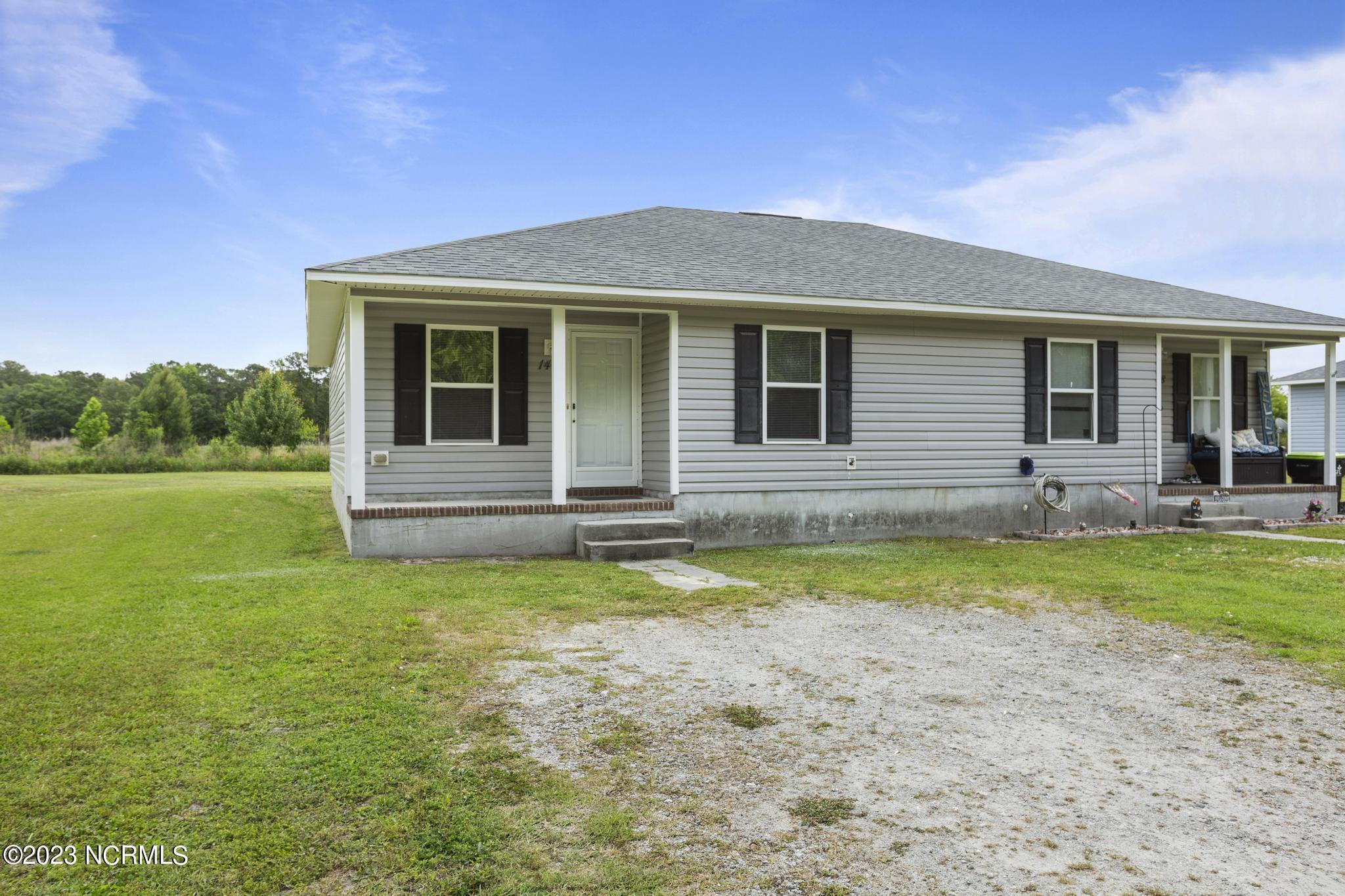 132 Lainmark Drive Property Photo 3