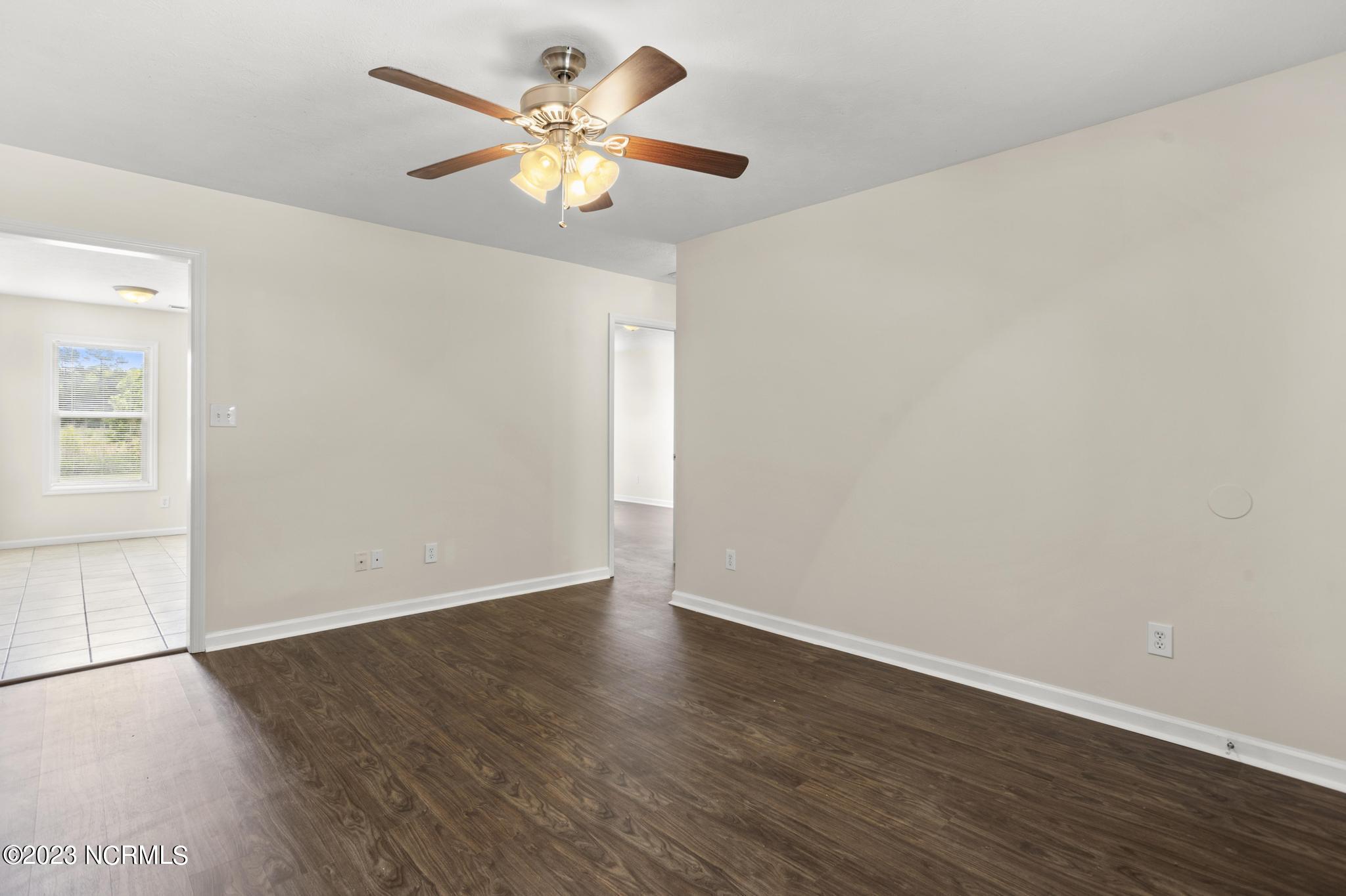 132 Lainmark Drive Property Photo 6
