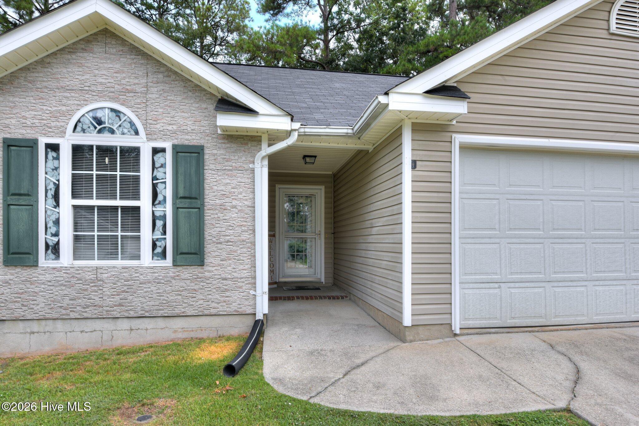 181 Spring Oak Lane Property Photo 3