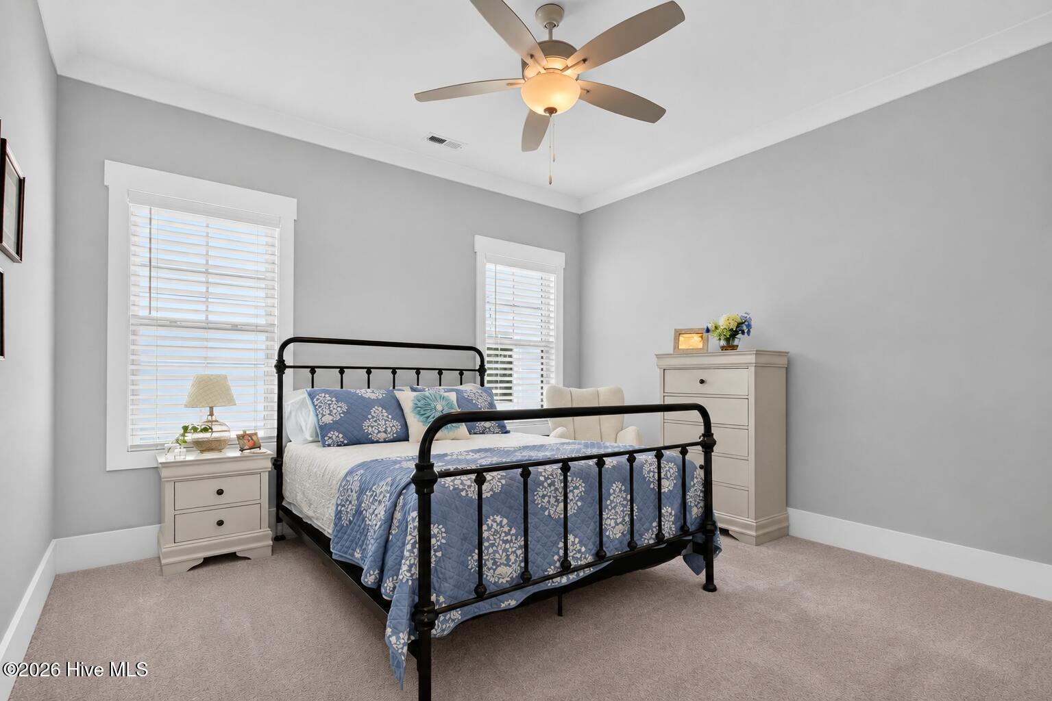 1107 N Caswell Avenue Property Photo 35