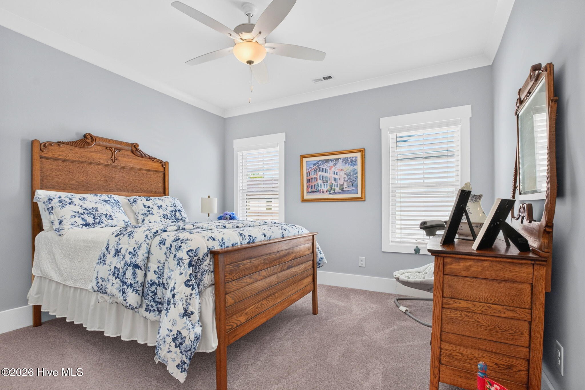 1107 N Caswell Avenue Property Photo 39